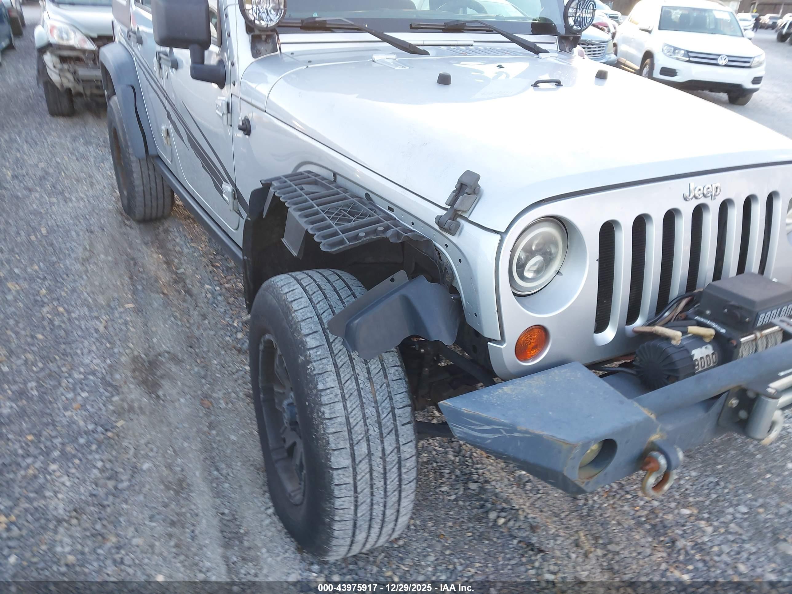 JEEP WRANGLER image 6