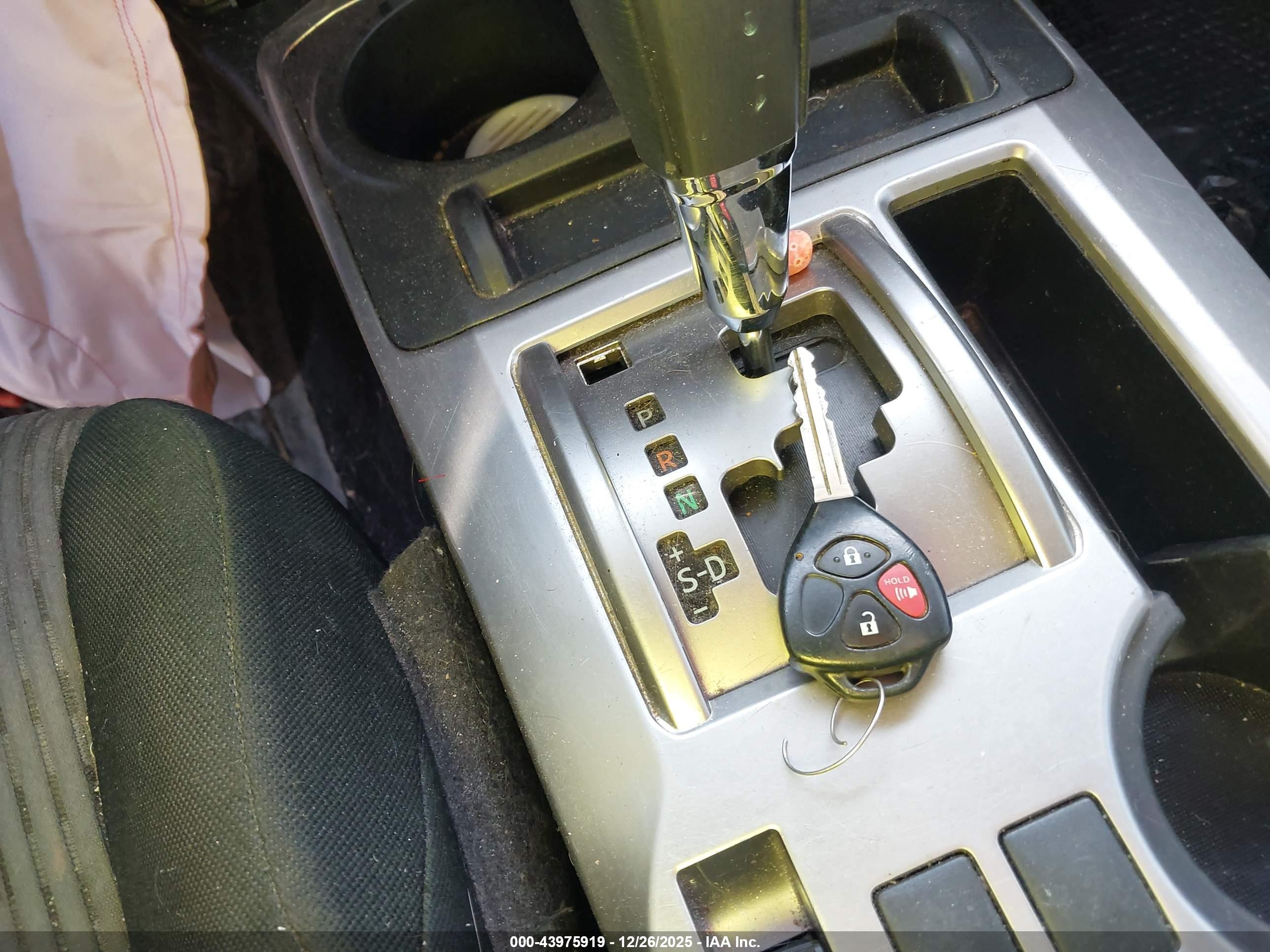 TOYOTA 4RUNNER image 11