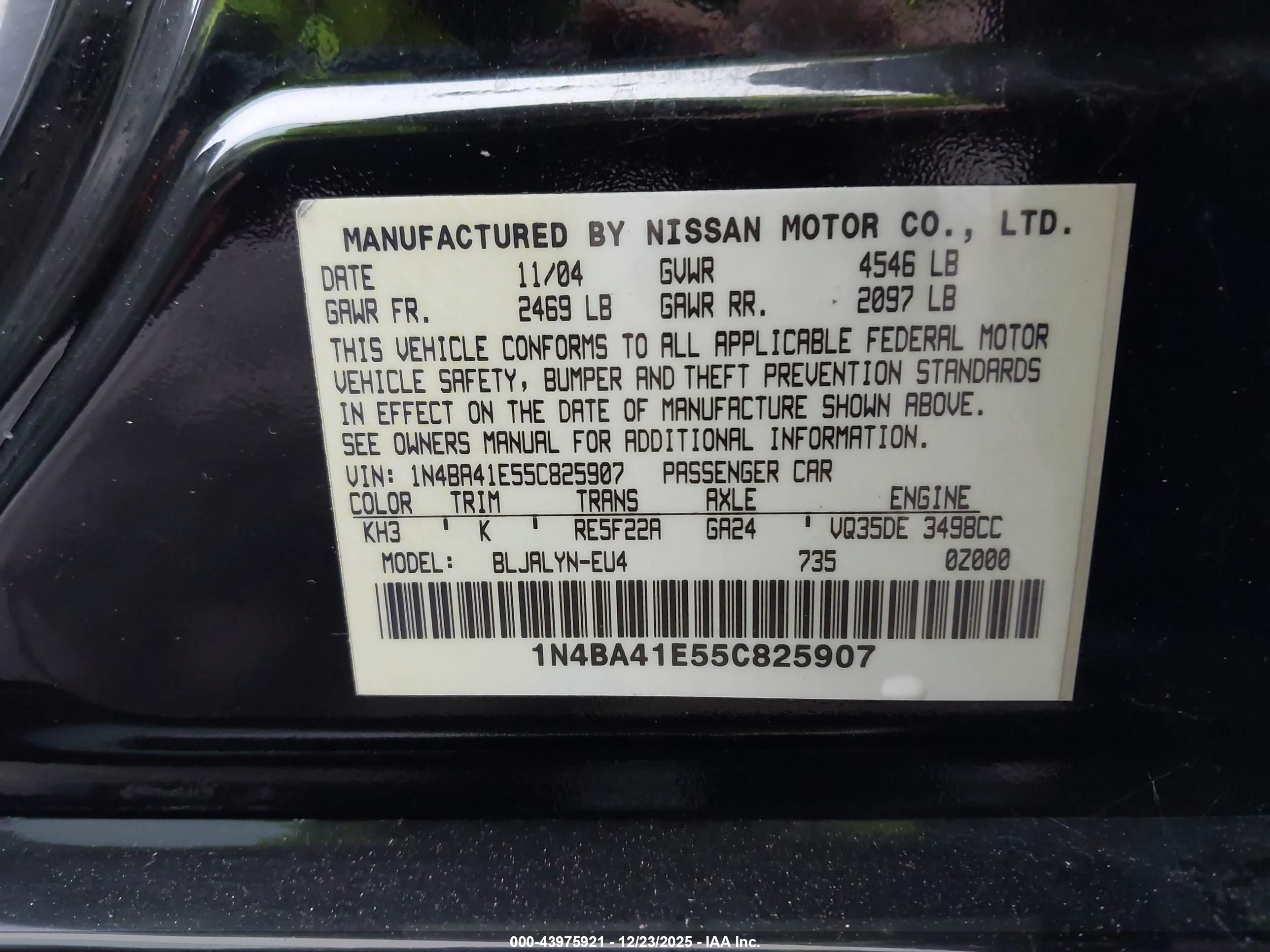 NISSAN MAXIMA image 9