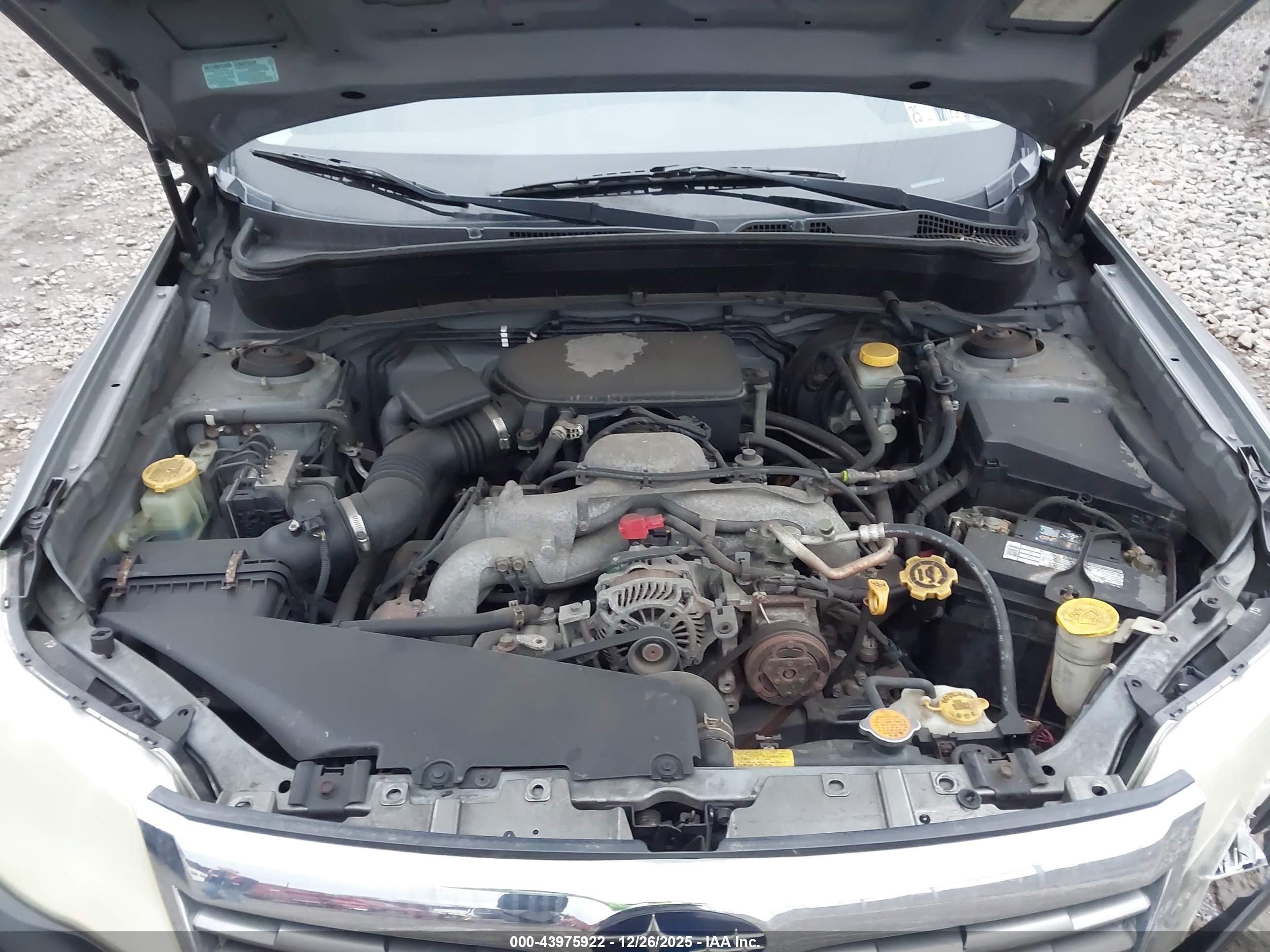 SUBARU FORESTER image 10
