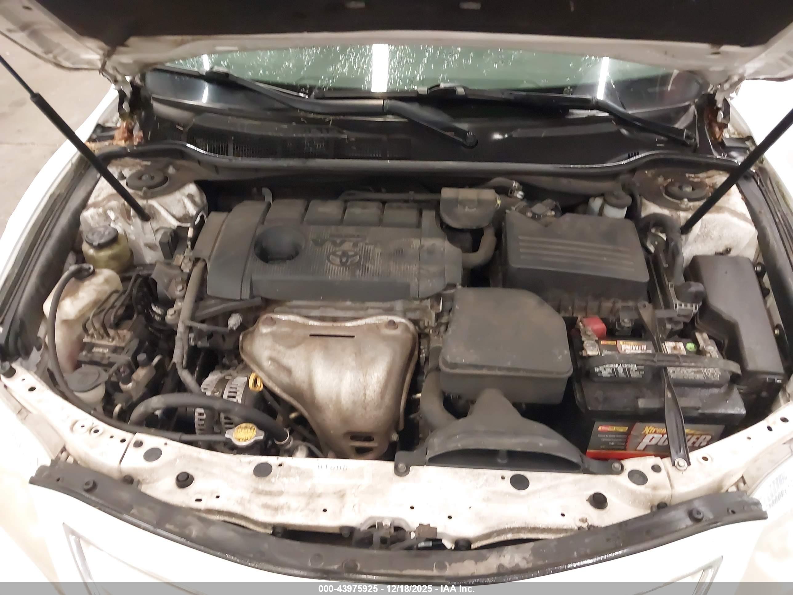 TOYOTA CAMRY image 10