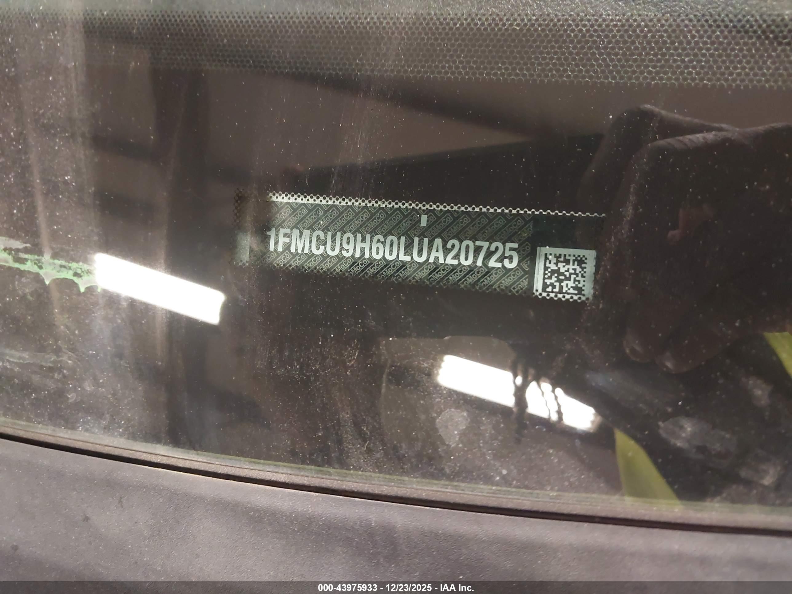 FORD ESCAPE image 9