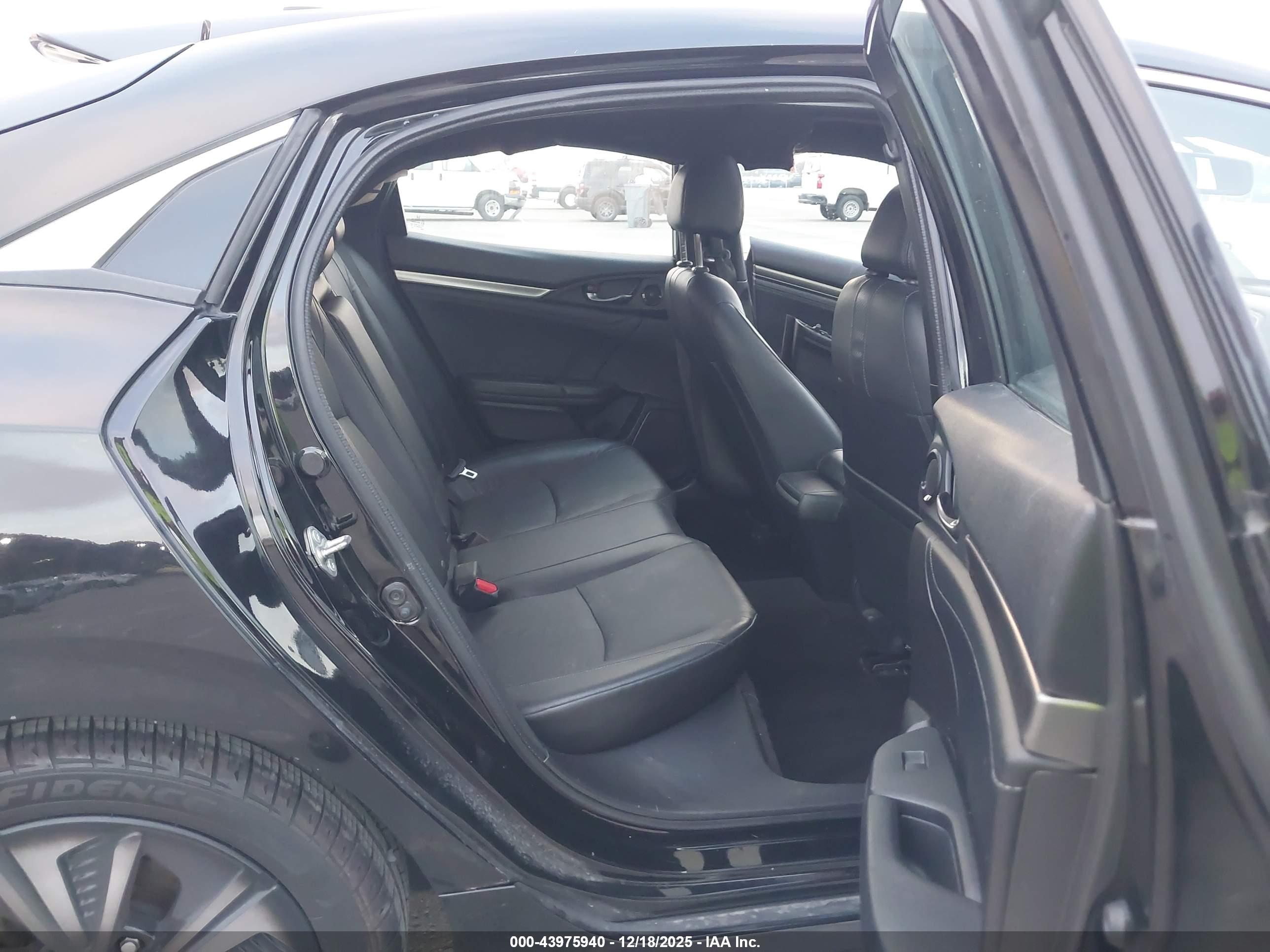 HONDA CIVIC image 8