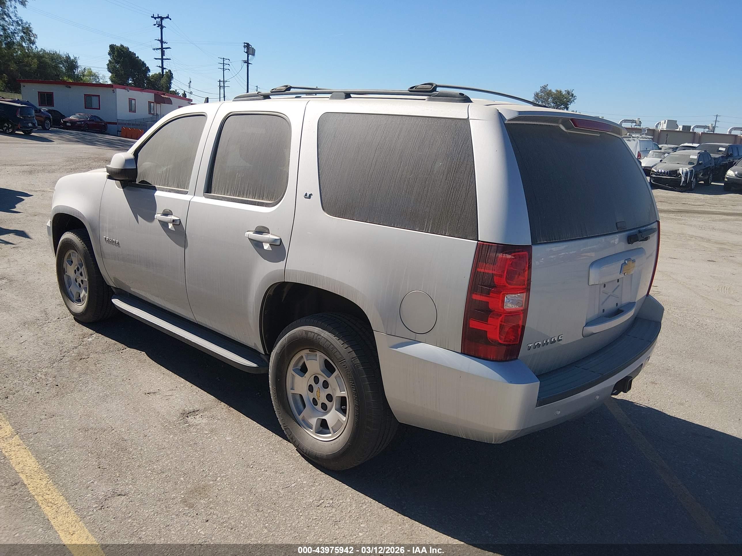 CHEVROLET TAHOE image 3