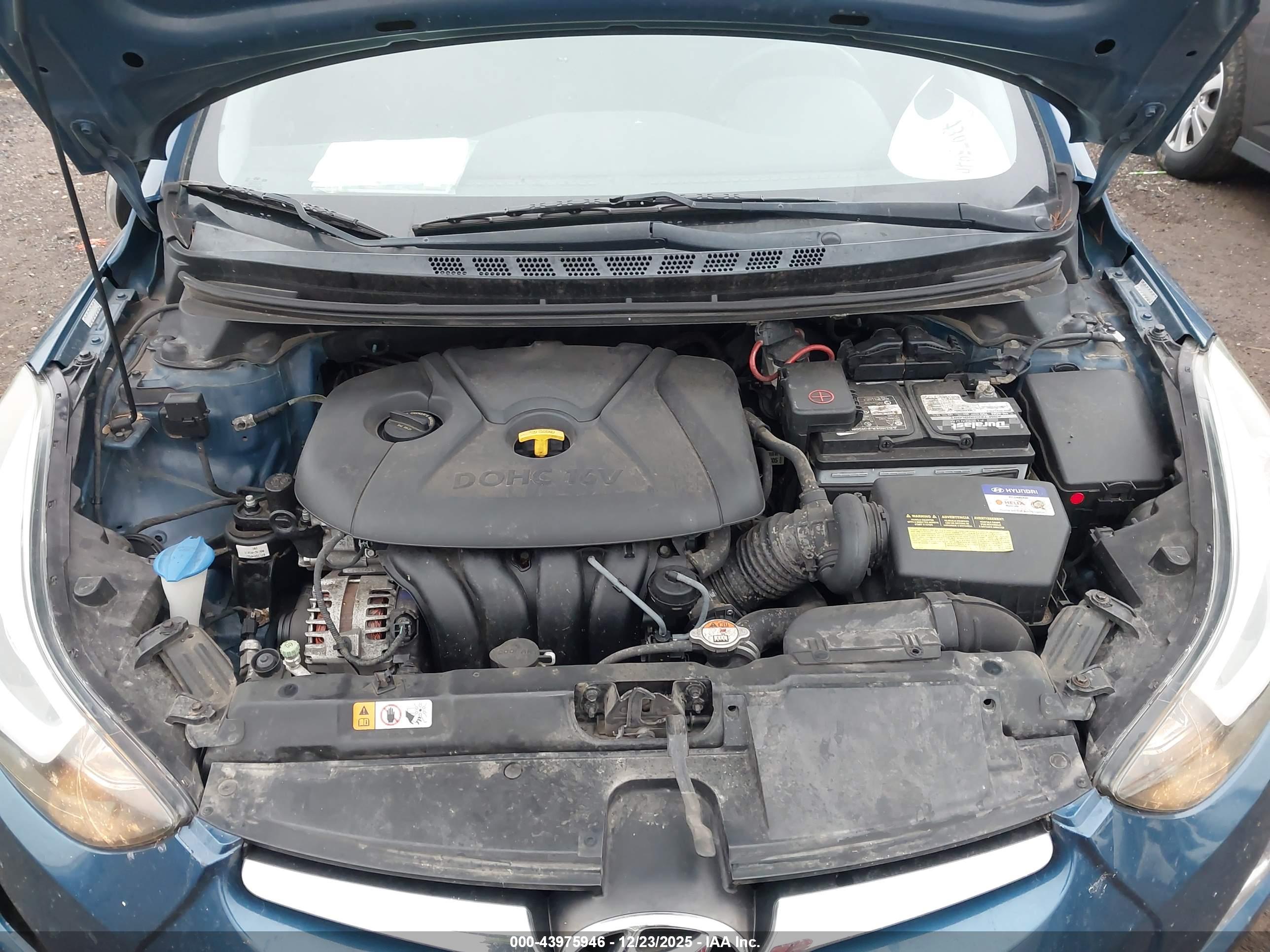 HYUNDAI ELANTRA image 10