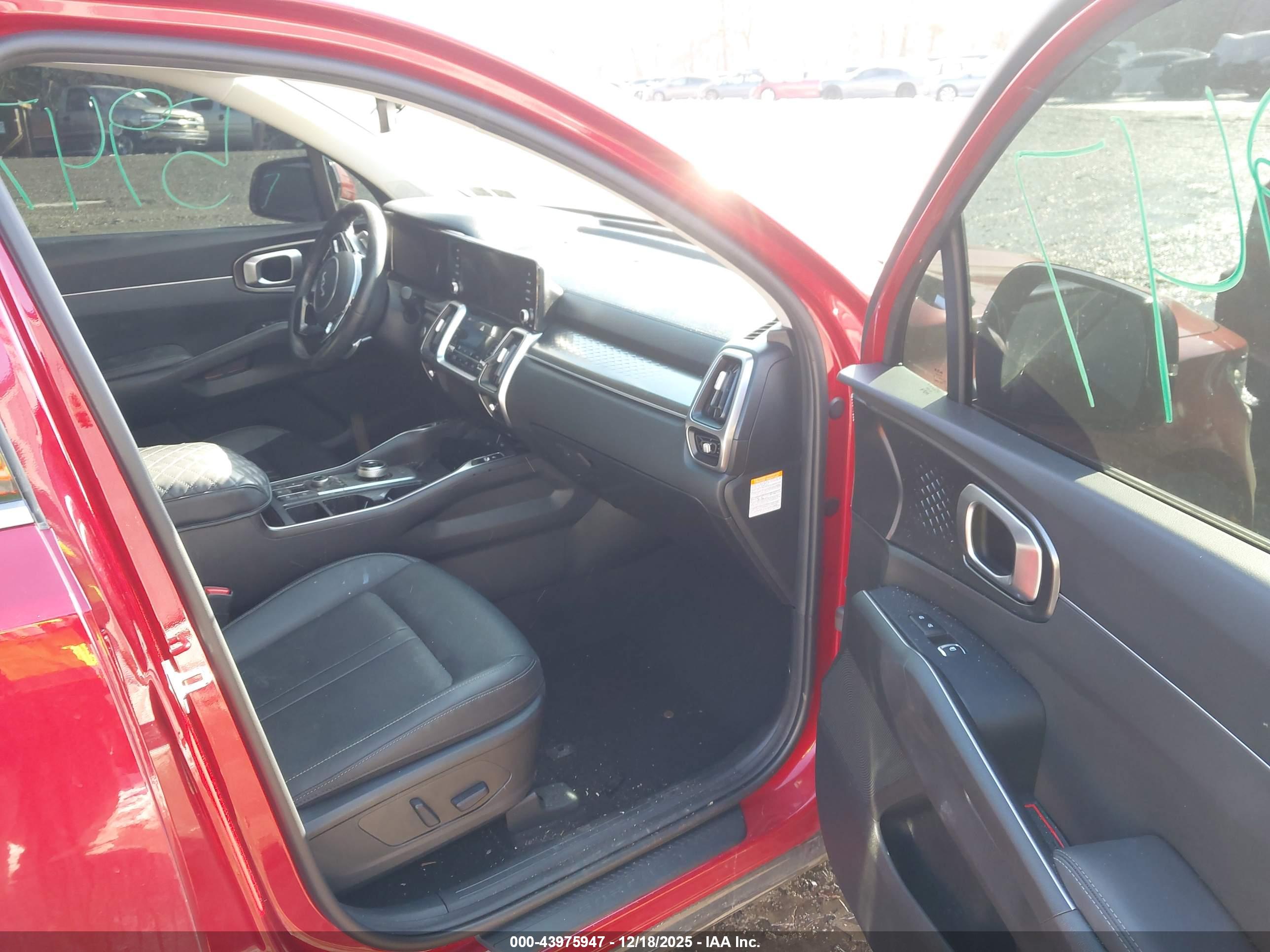 KIA SORENTO image 5