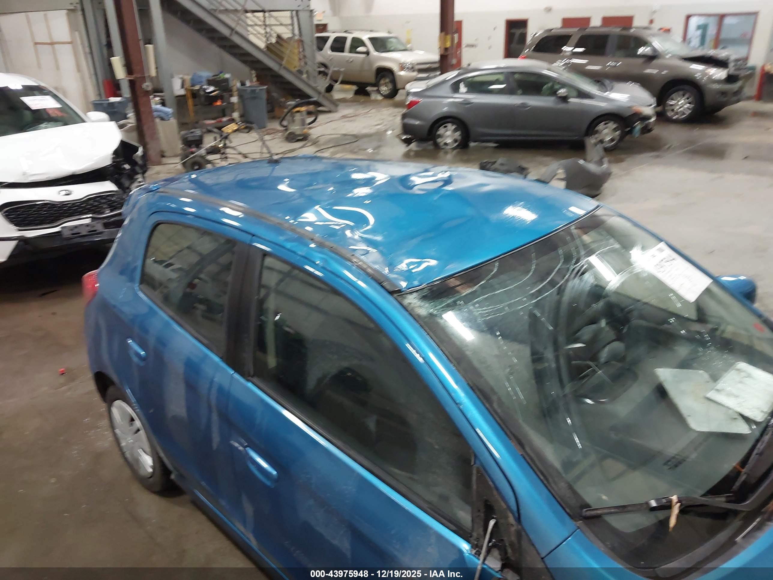 MITSUBISHI MIRAGE image 6