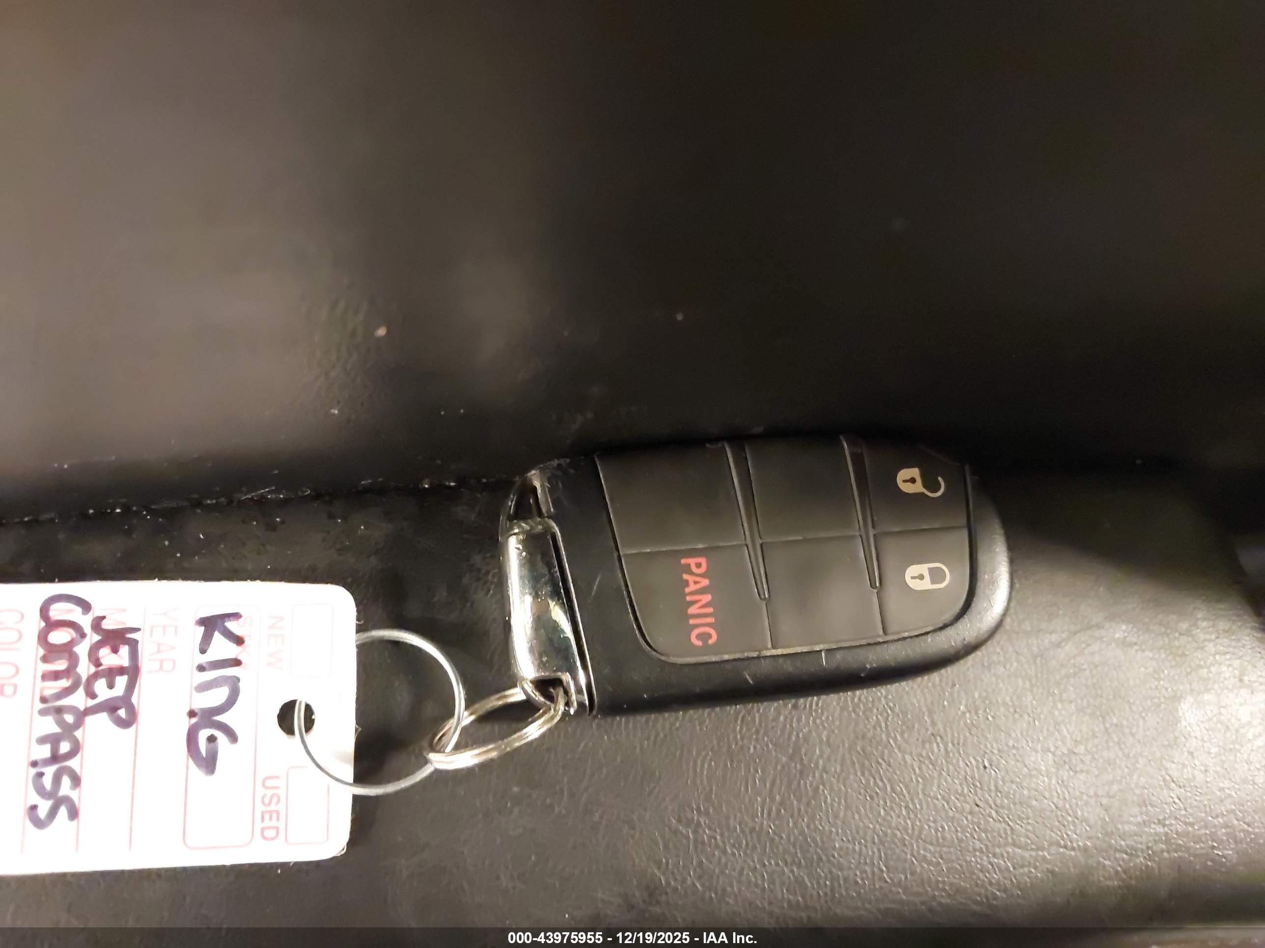 JEEP COMPASS image 11