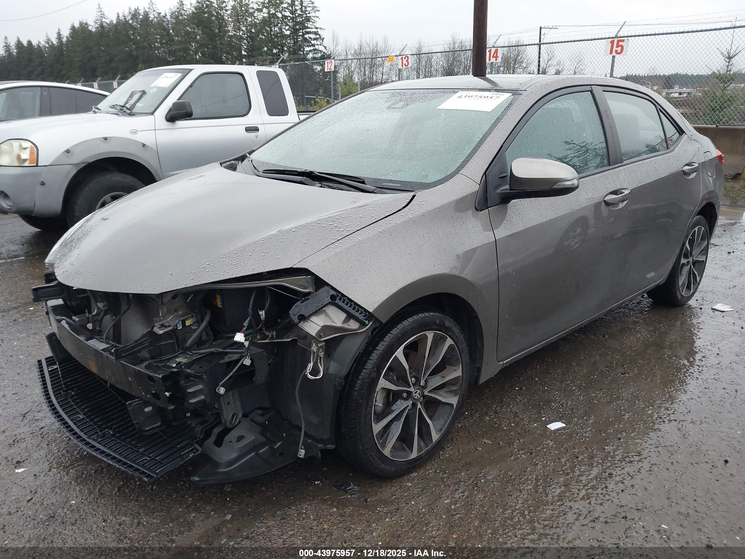 TOYOTA COROLLA image 2