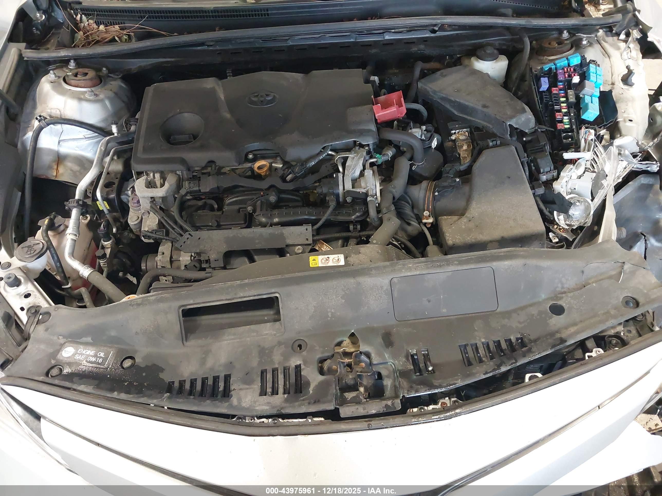 TOYOTA CAMRY image 10