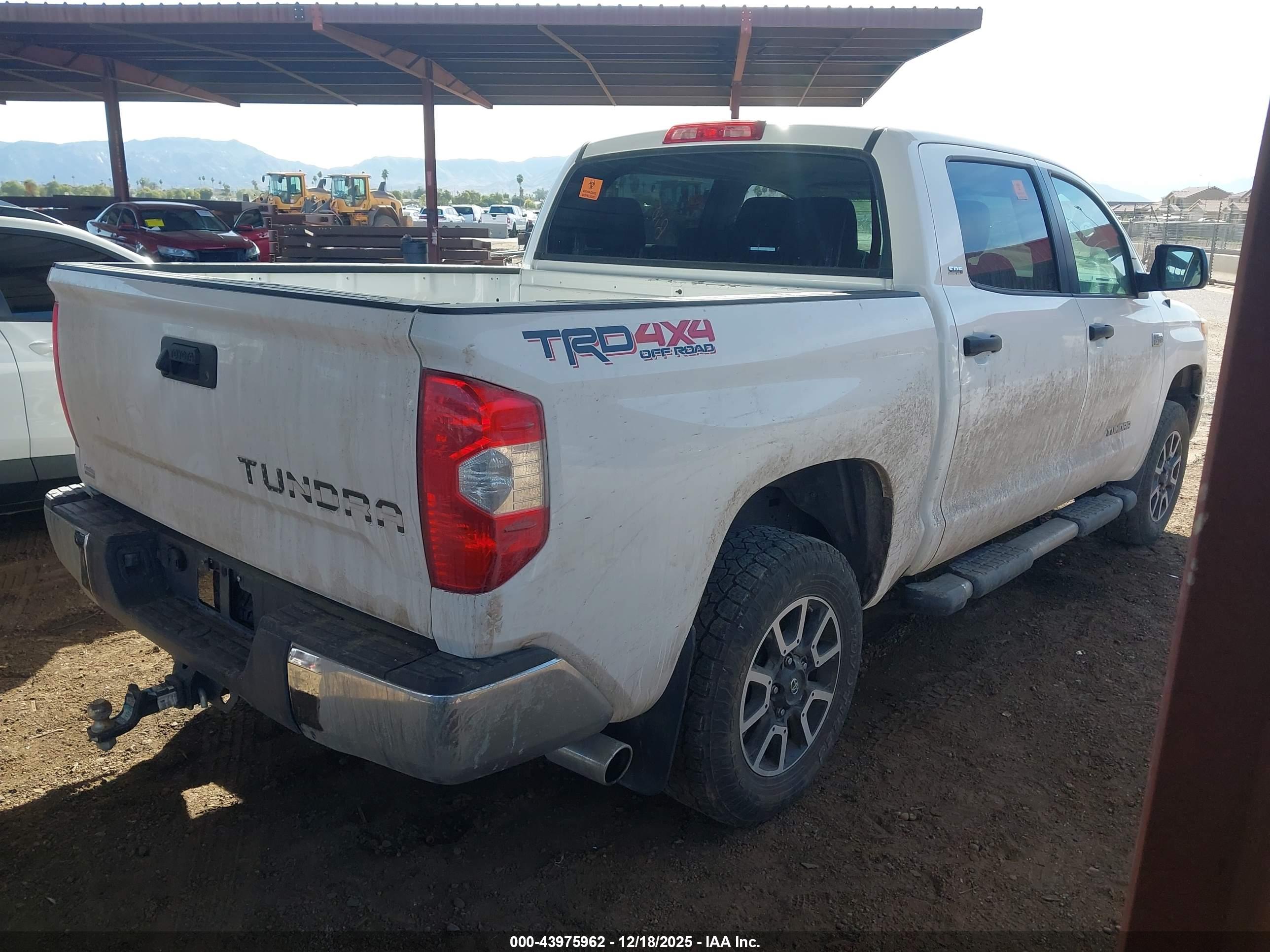 TOYOTA TUNDRA image 4