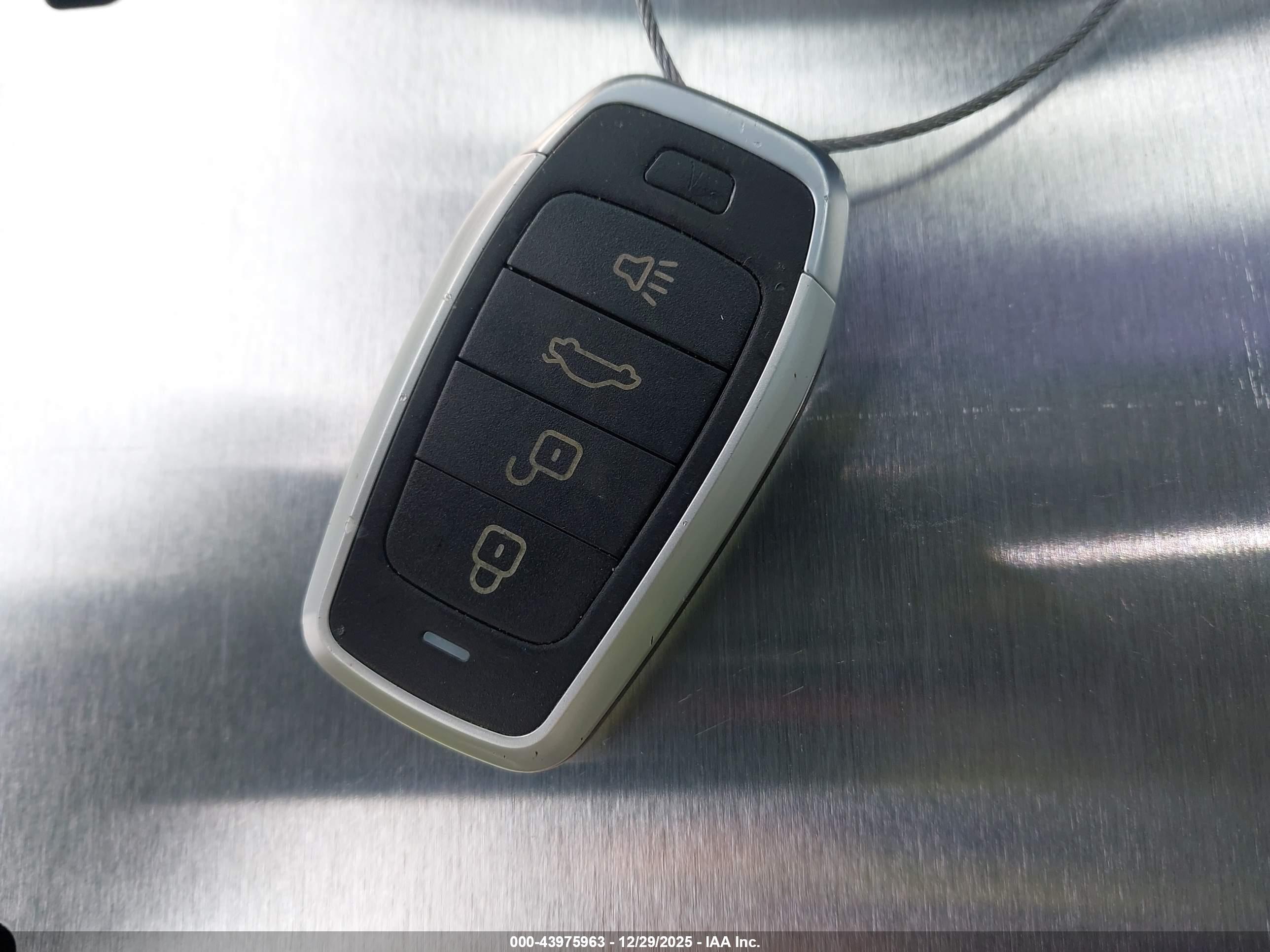 CHEVROLET MALIBU image 11