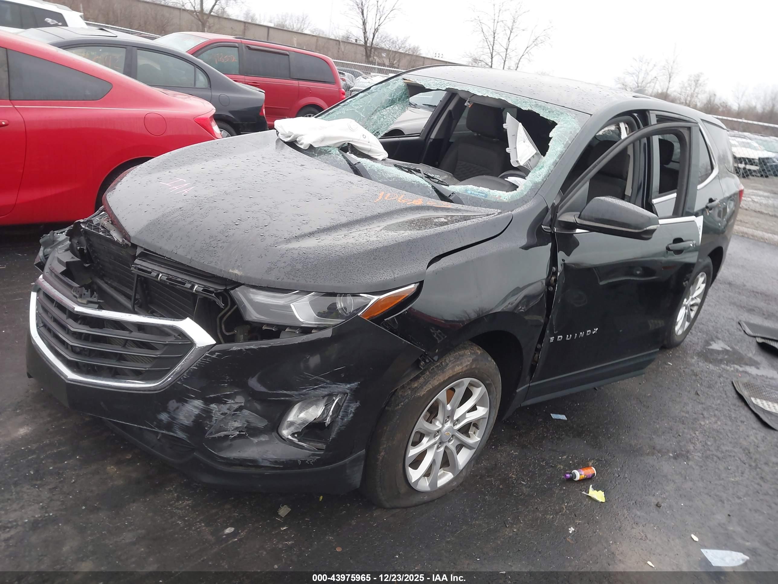 CHEVROLET EQUINOX image 2