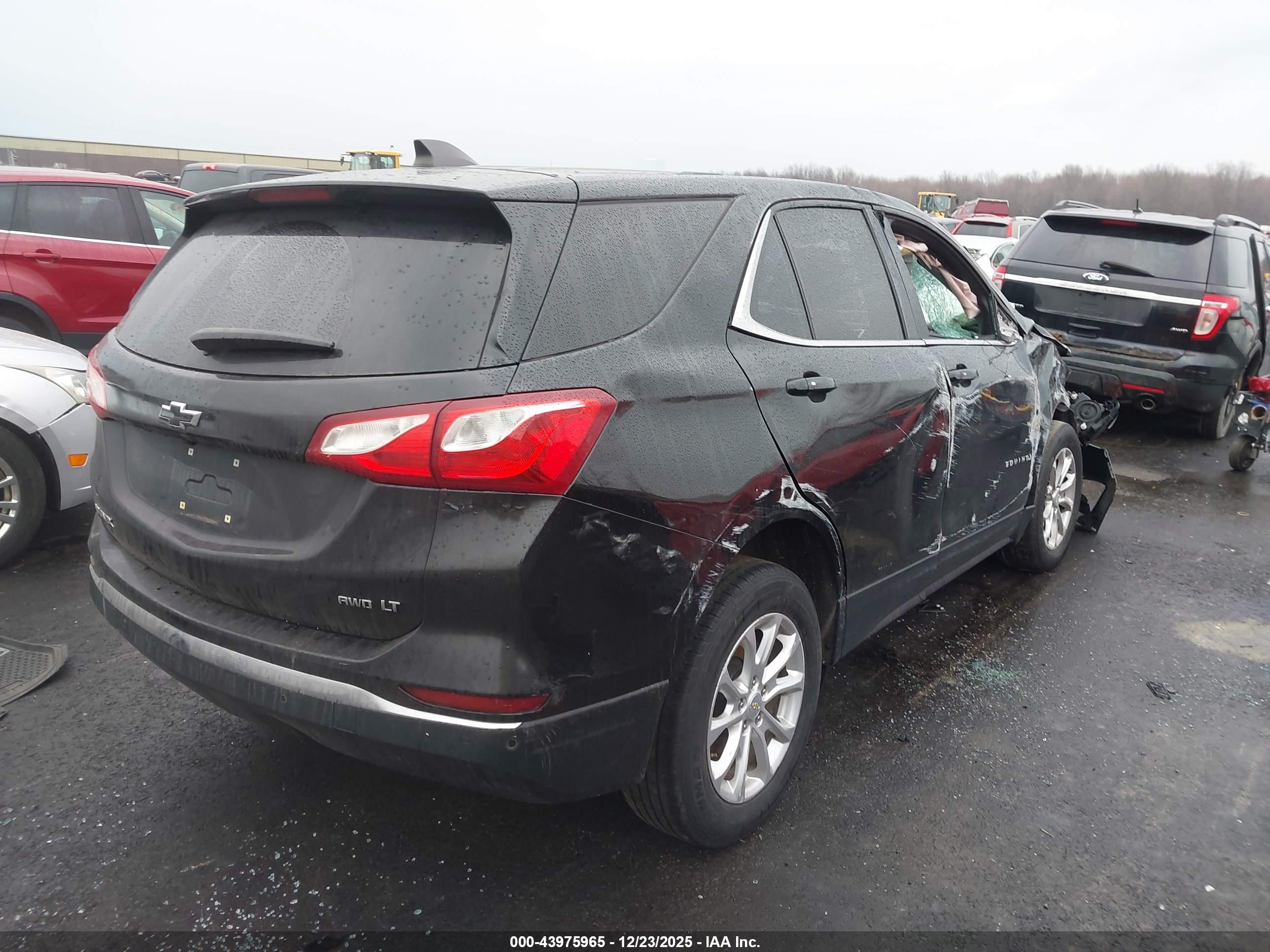 CHEVROLET EQUINOX image 4