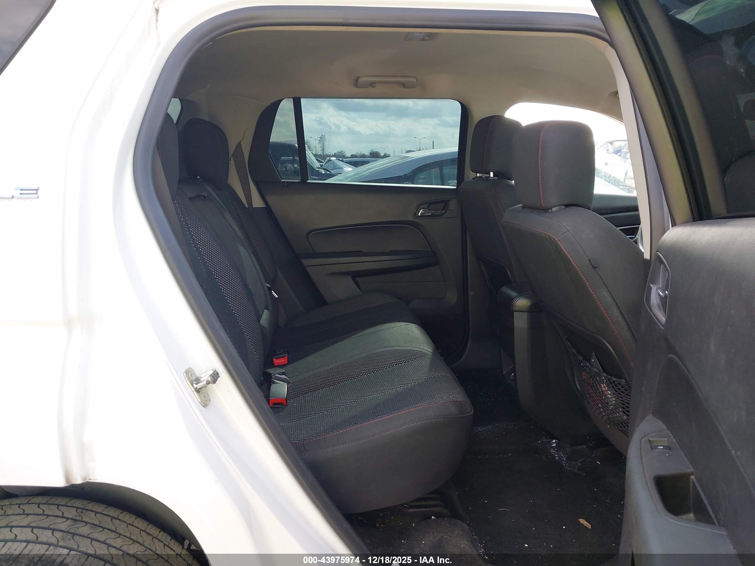 GMC TERRAIN image 8