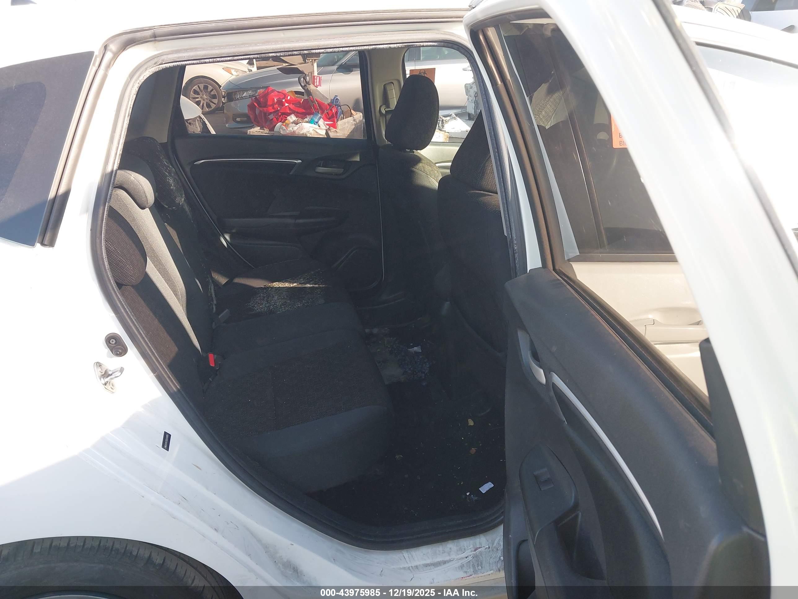 HONDA FIT image 8
