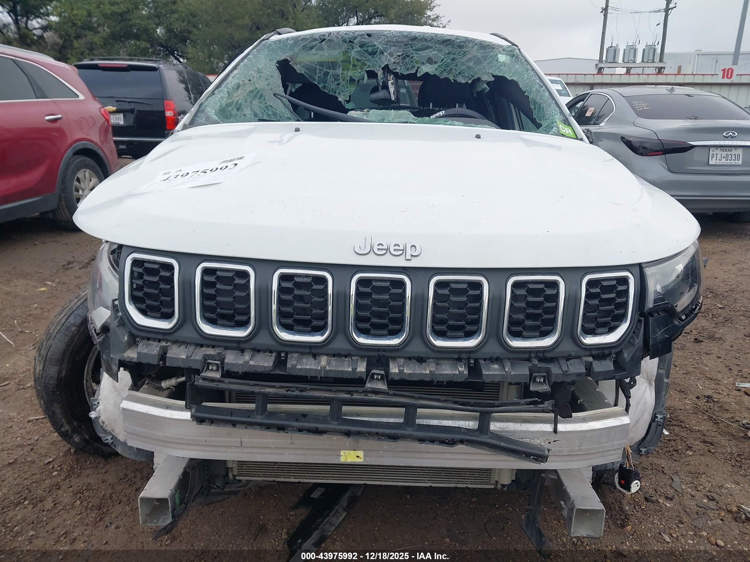 JEEP COMPASS image 6