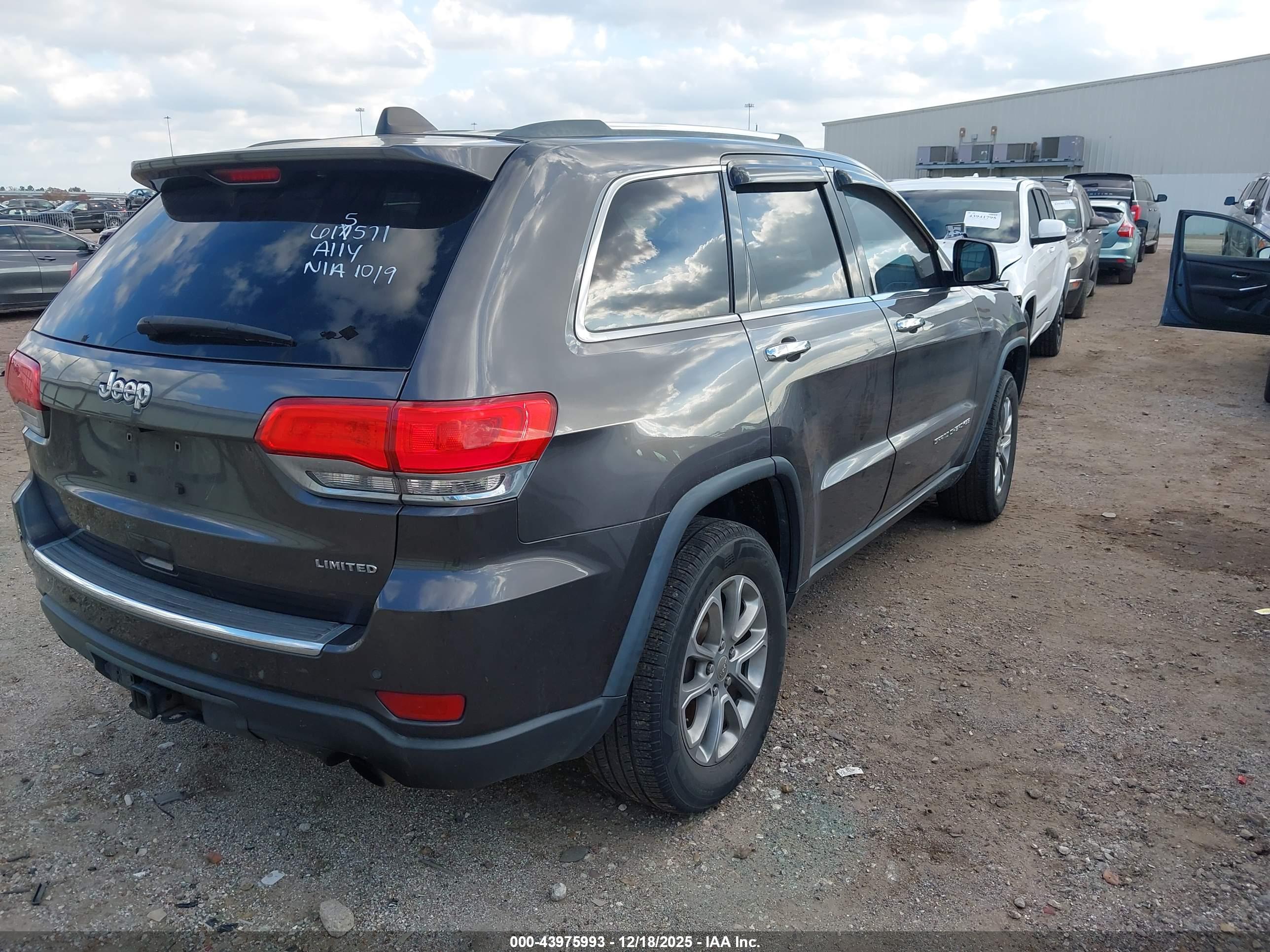 JEEP GRAND image 4