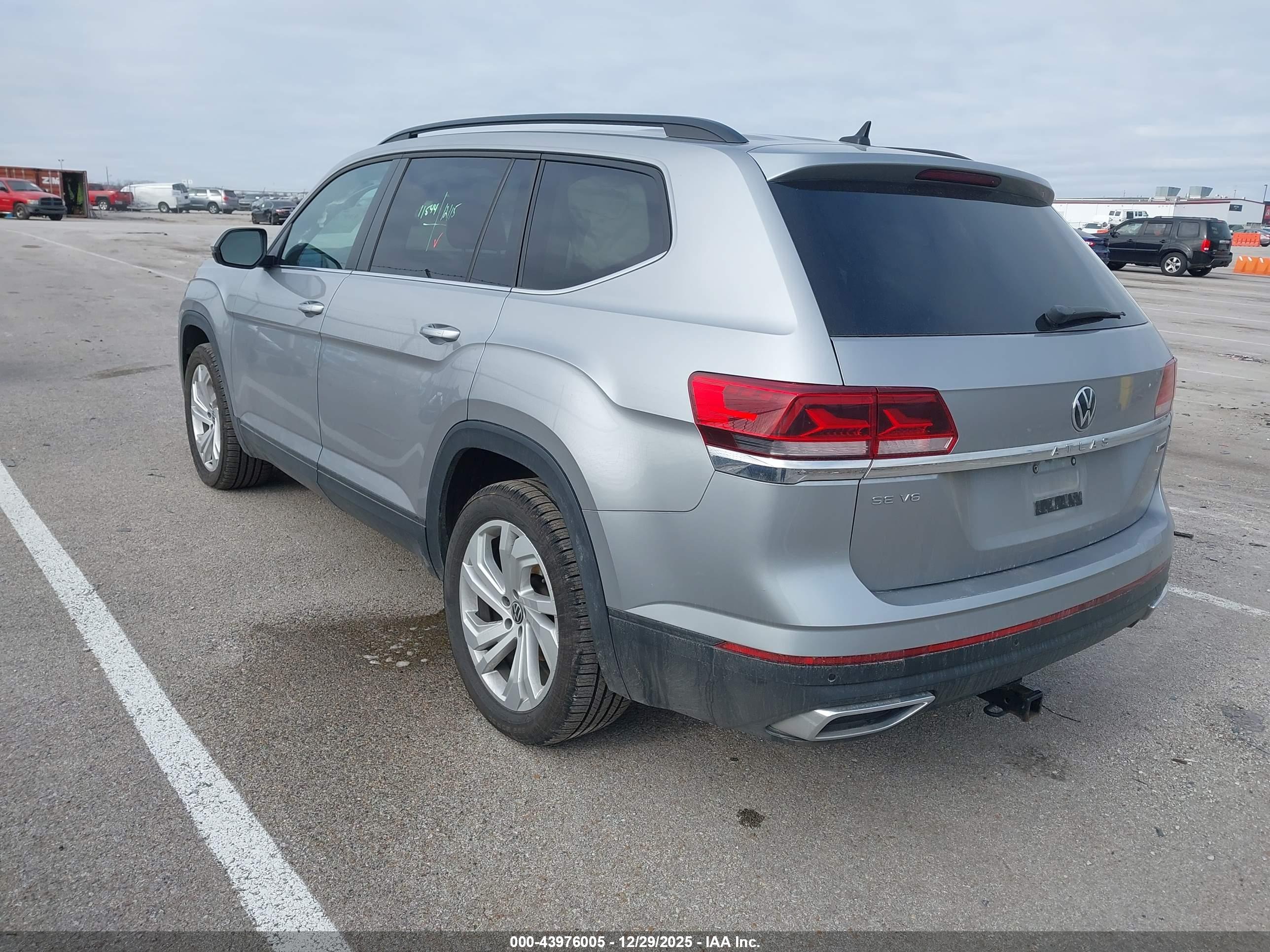 VOLKSWAGEN ATLAS image 3