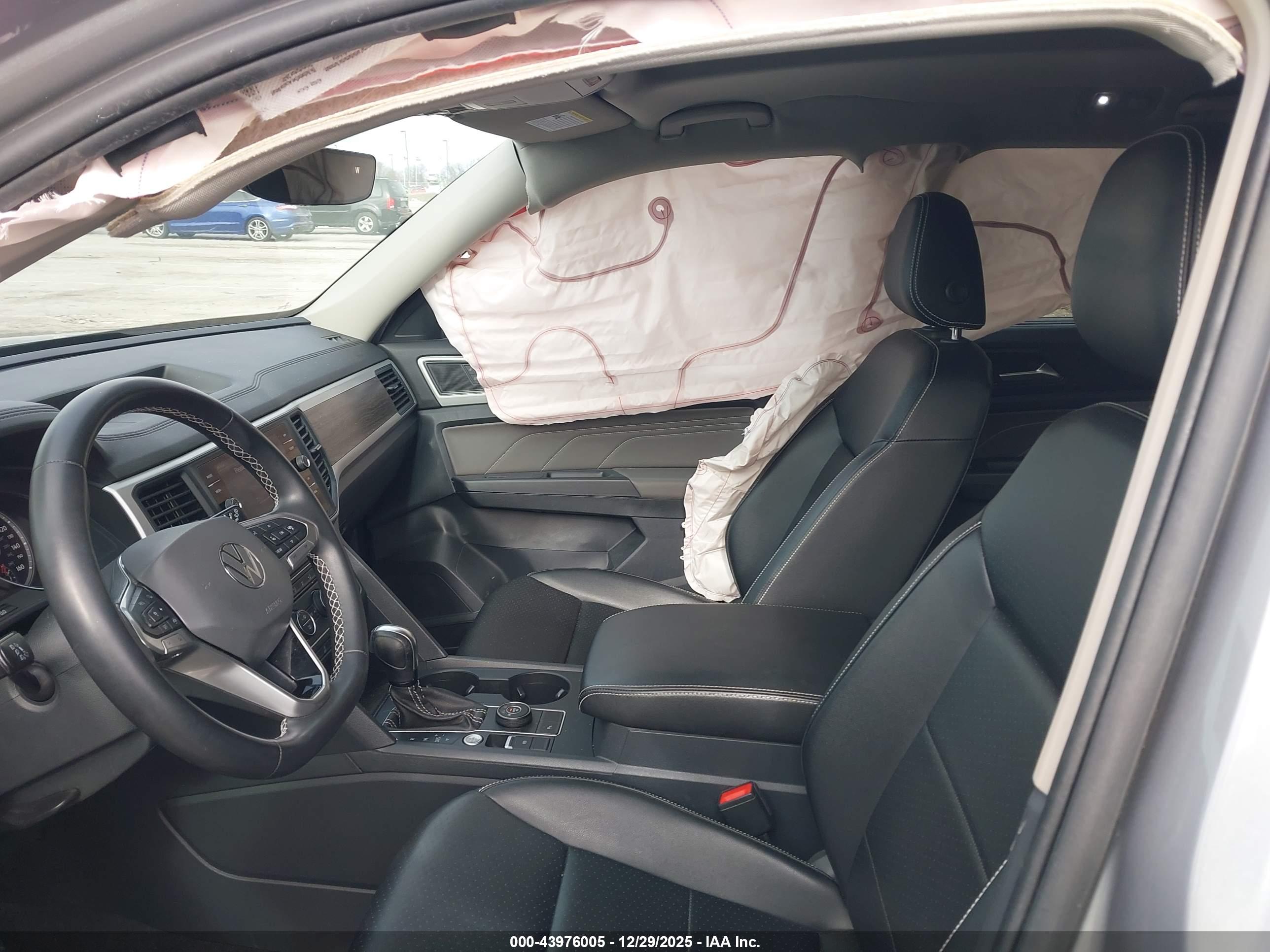 VOLKSWAGEN ATLAS image 5