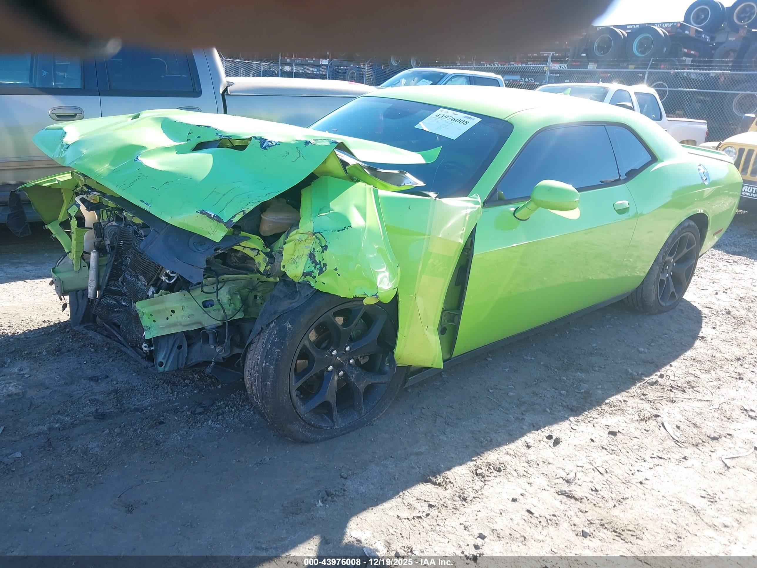 DODGE CHALLENGER image 2