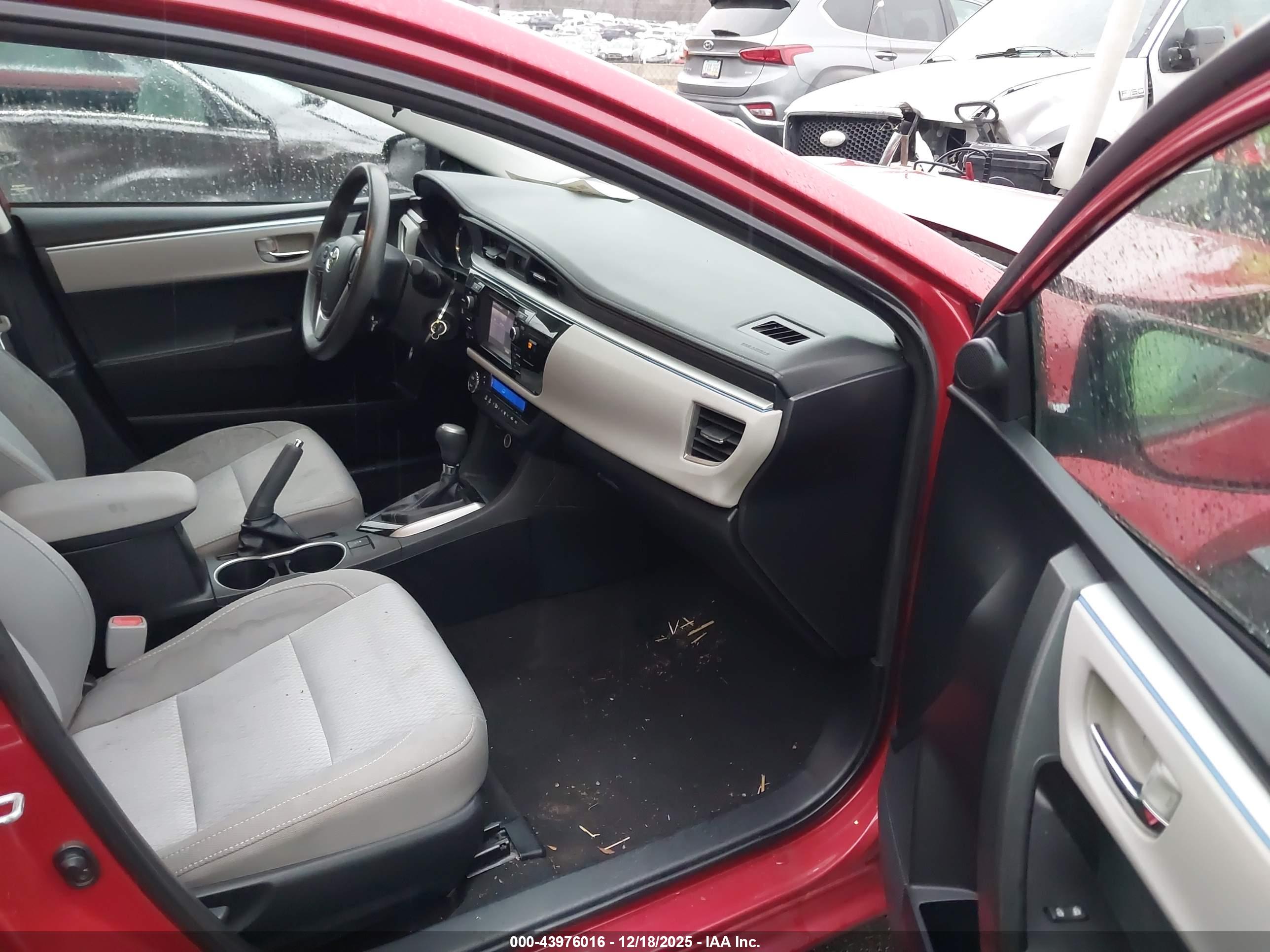 TOYOTA COROLLA image 5