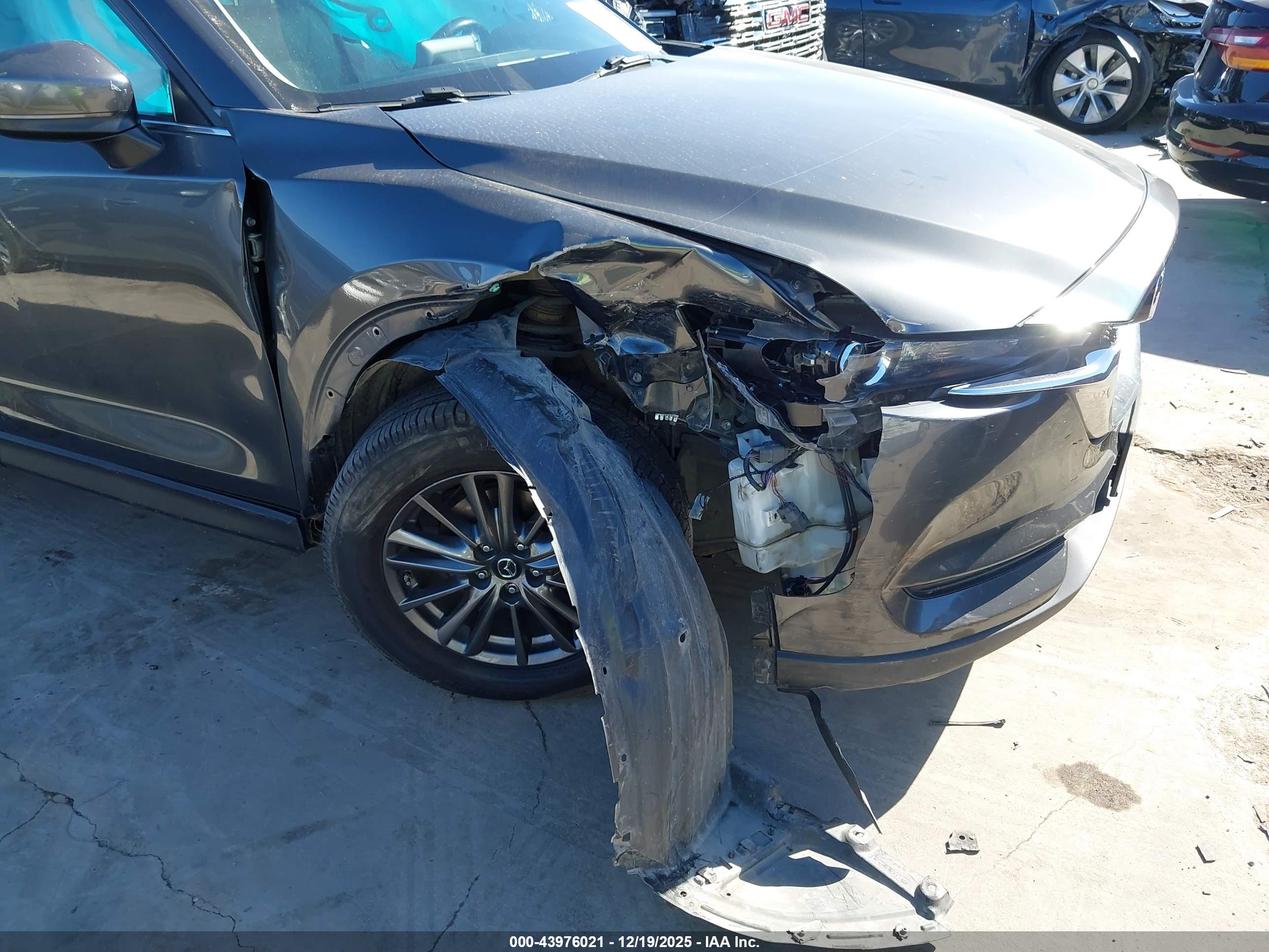 MAZDA CX-5 image 6