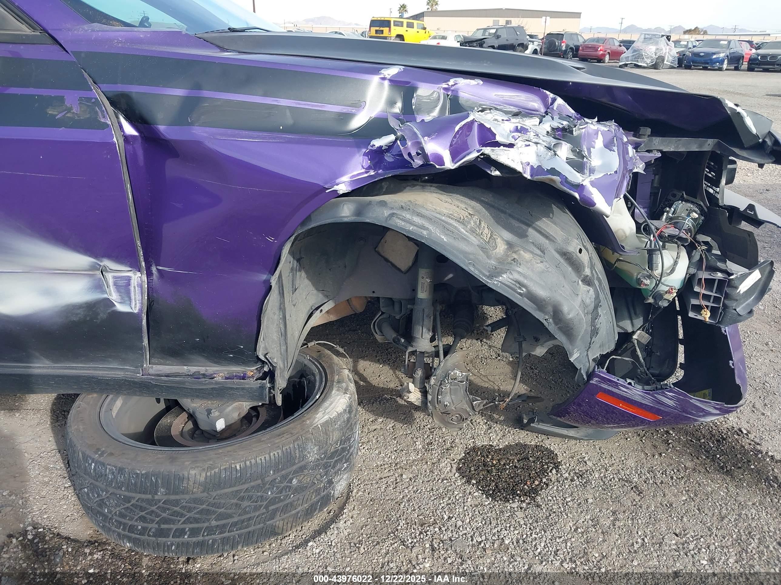 DODGE CHALLENGER image 6