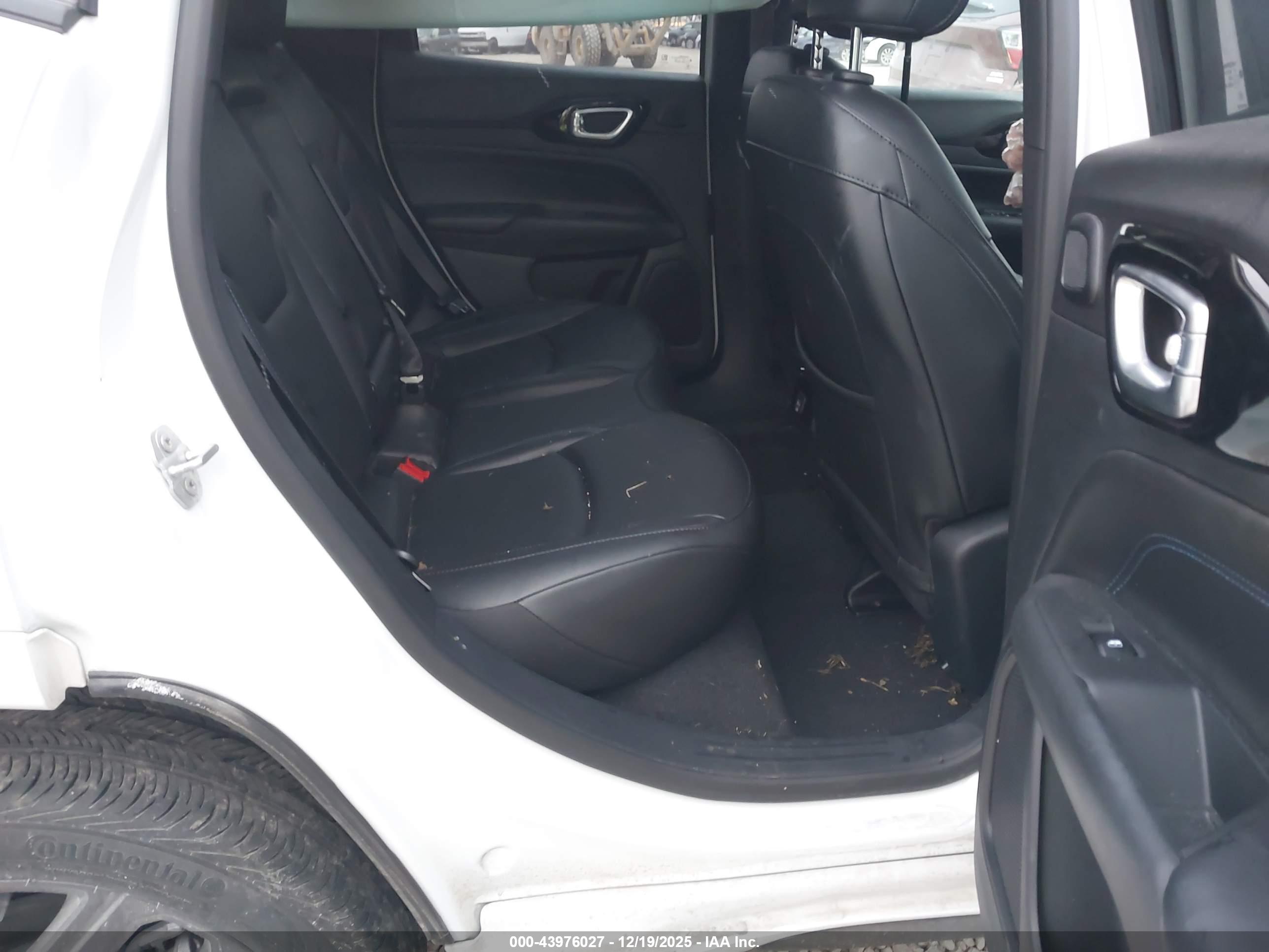 JEEP COMPASS image 8