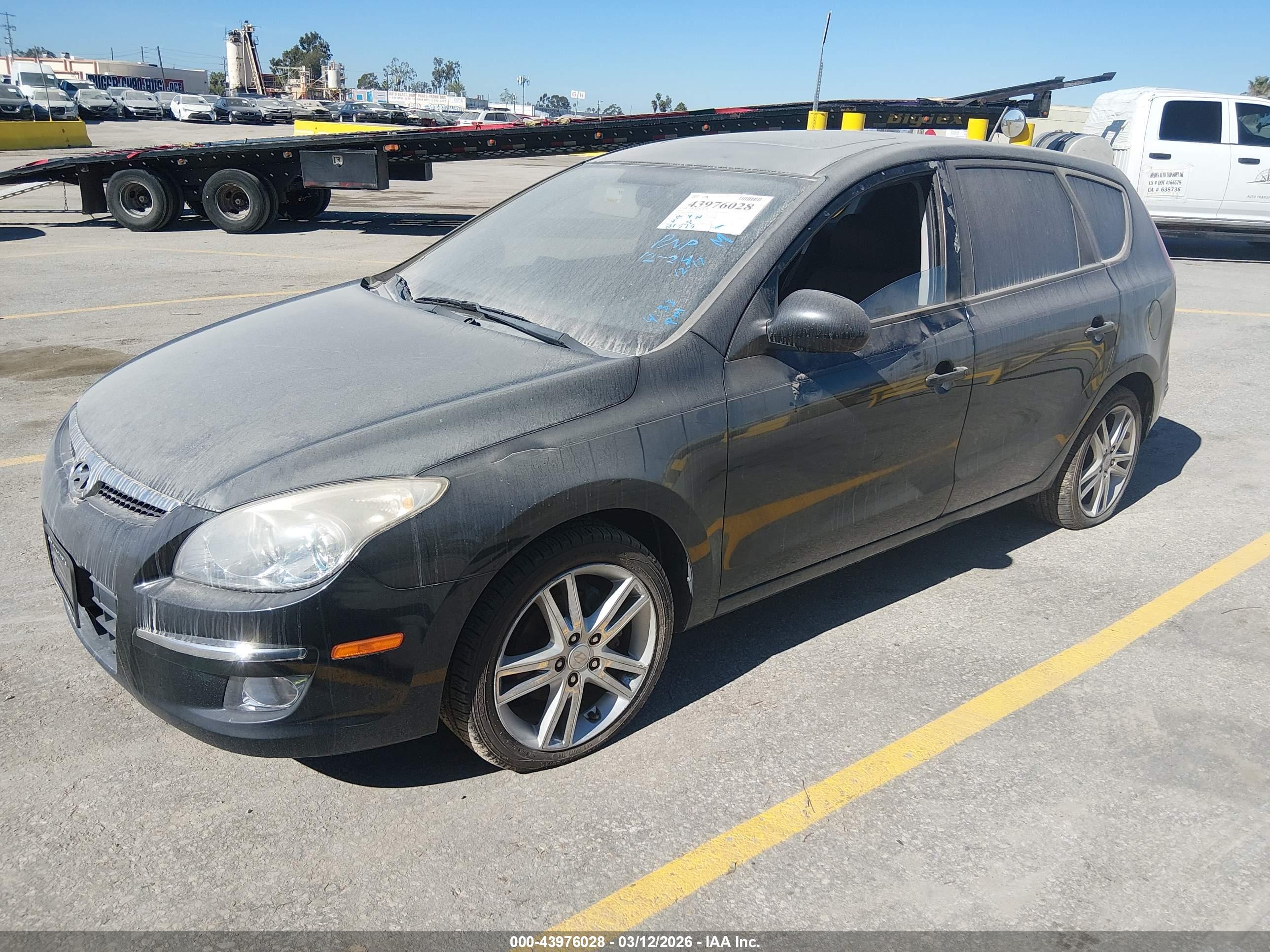 HYUNDAI ELANTRA image 2