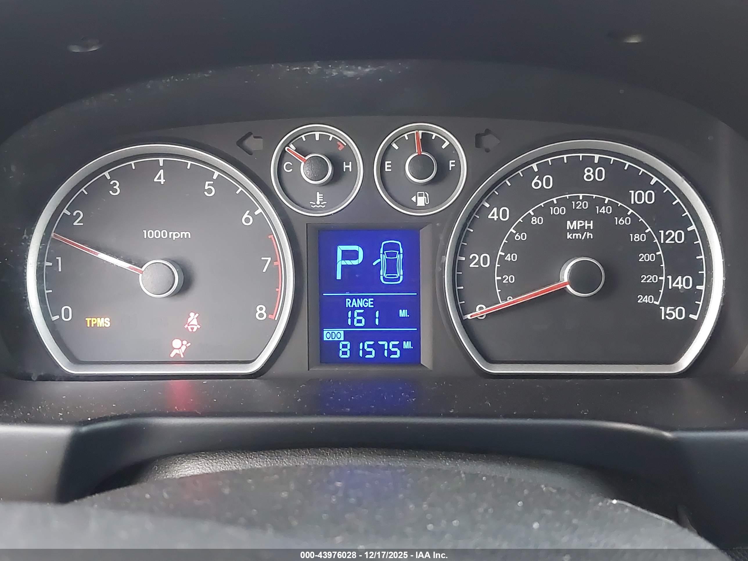 HYUNDAI ELANTRA image 7