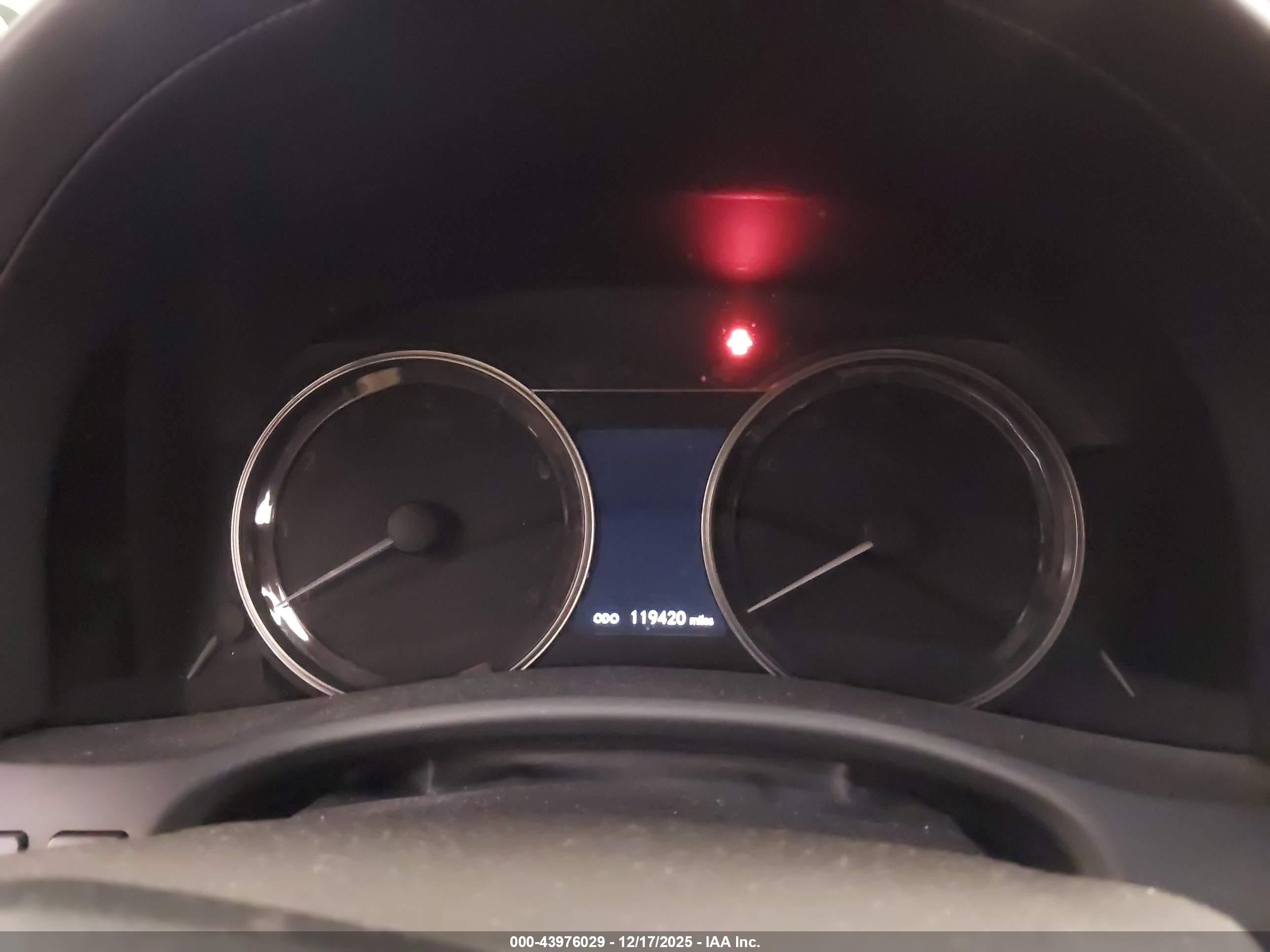 LEXUS GS image 7