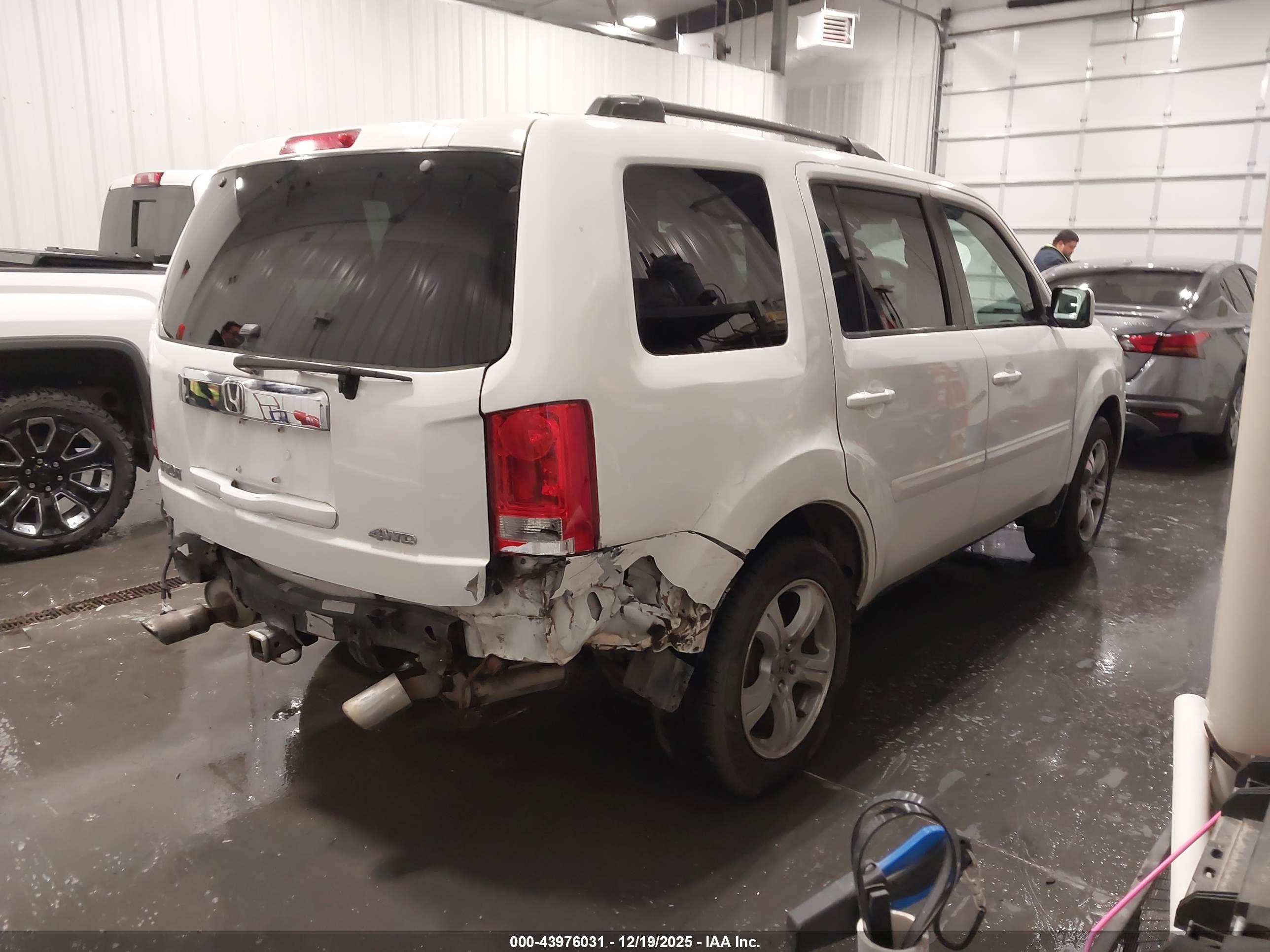 HONDA PILOT image 4