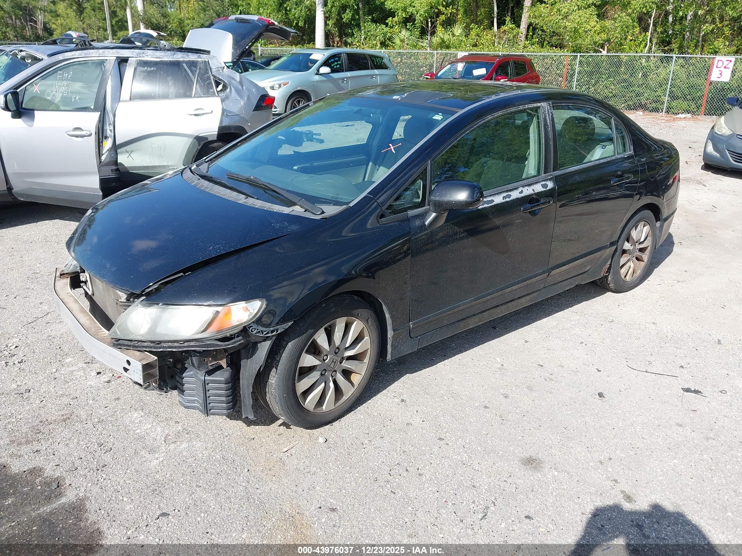 HONDA CIVIC image 2