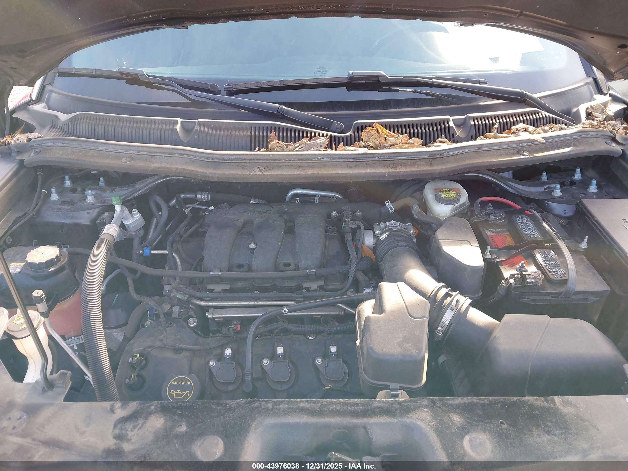FORD EXPLORER image 10