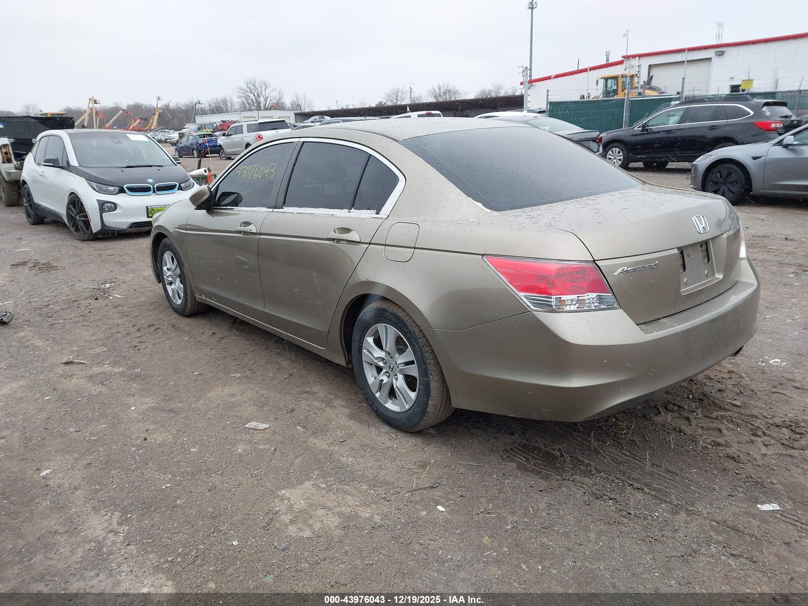 HONDA ACCORD image 3