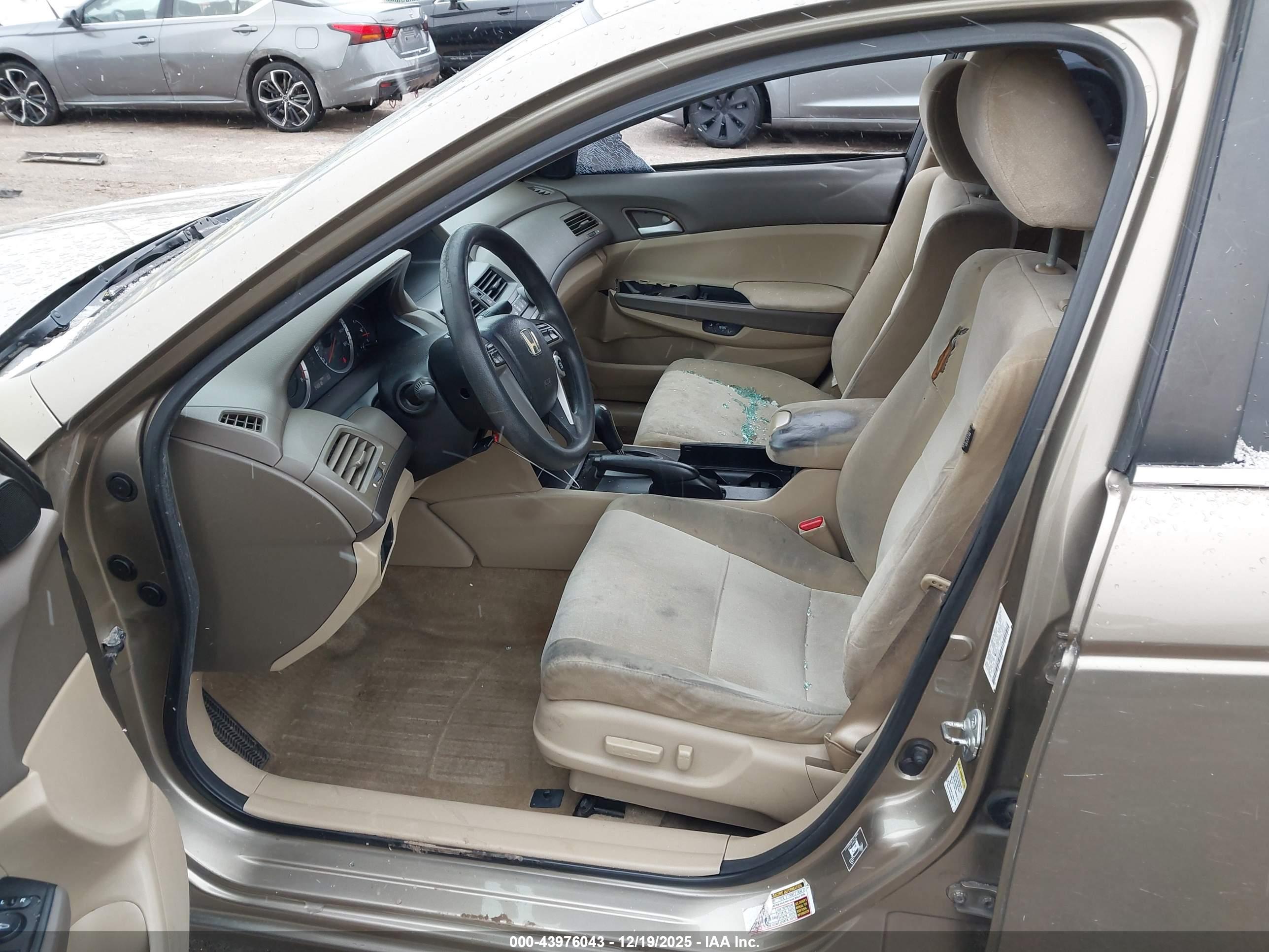 HONDA ACCORD image 5