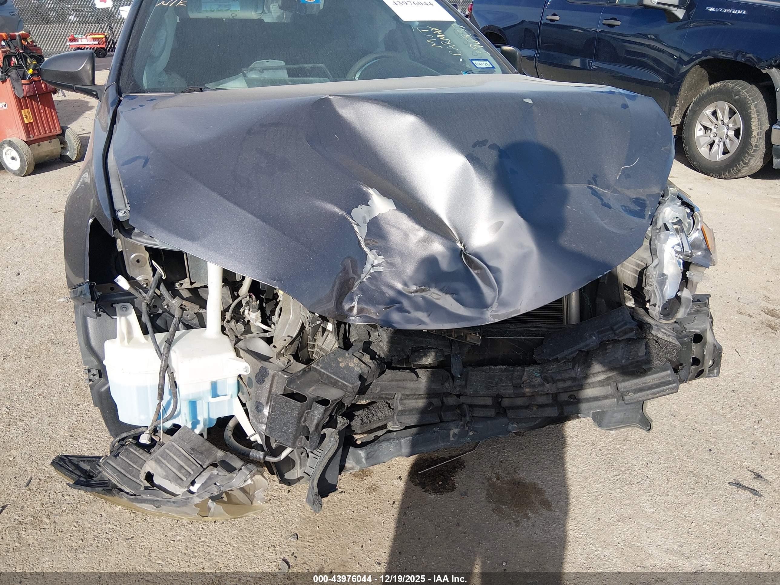 TOYOTA CAMRY image 6