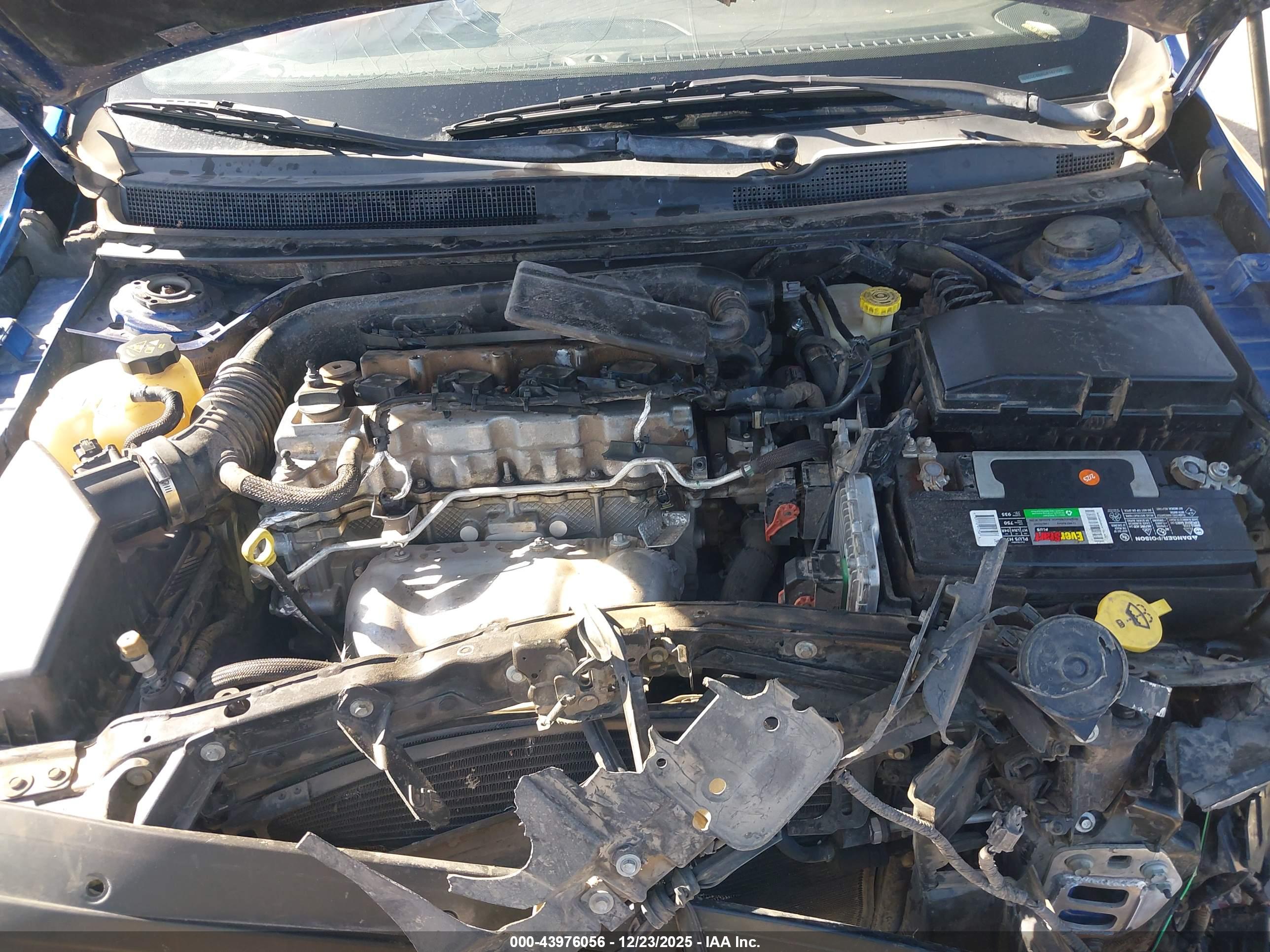 CHRYSLER 200 image 10