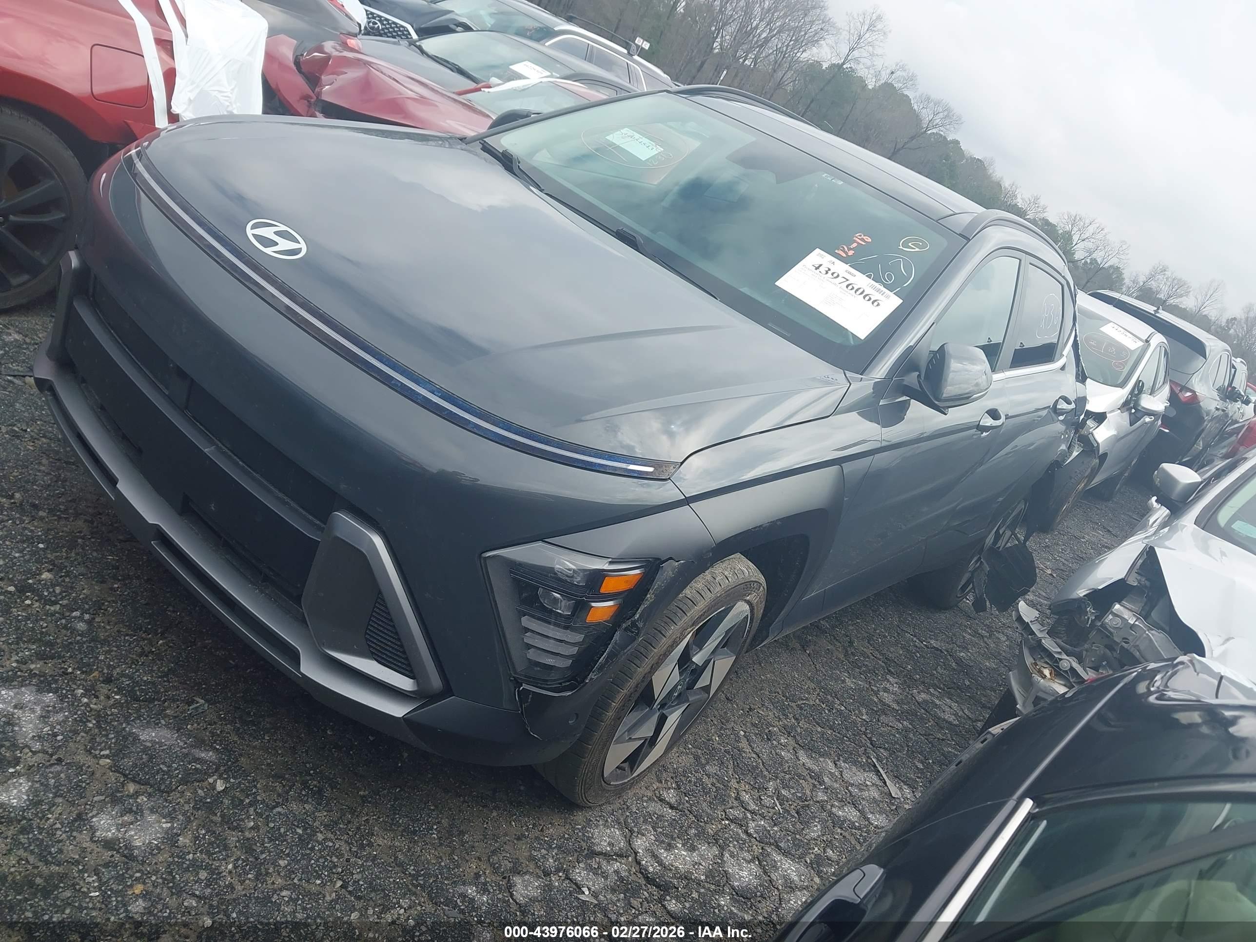 HYUNDAI KONA image 2