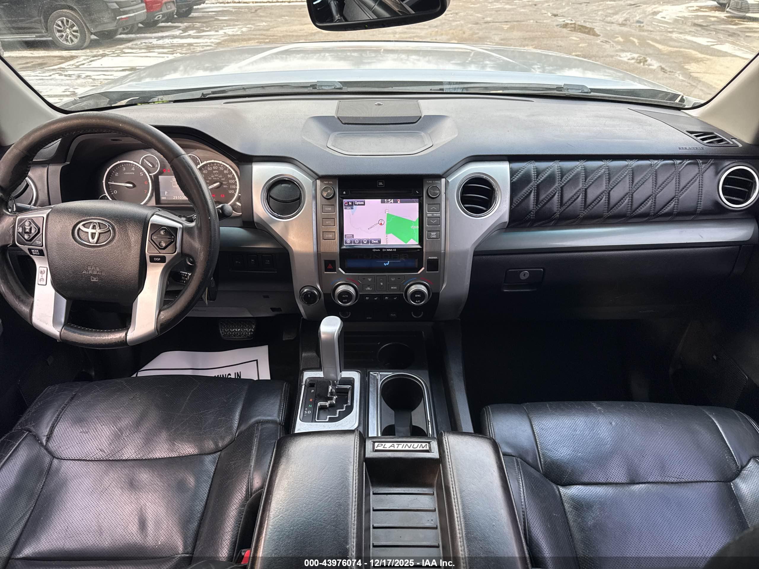 TOYOTA TUNDRA image 6