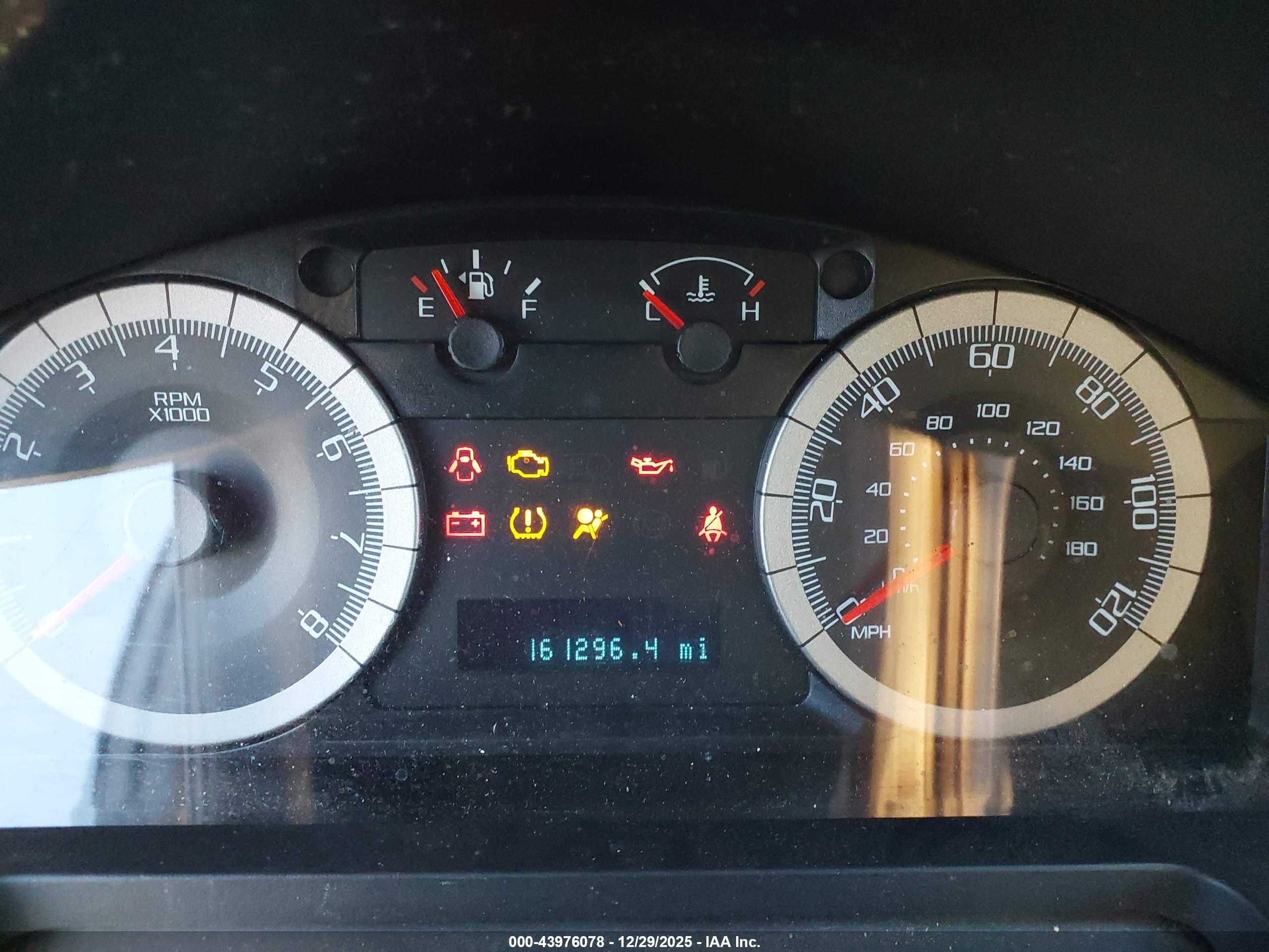 FORD ESCAPE image 7