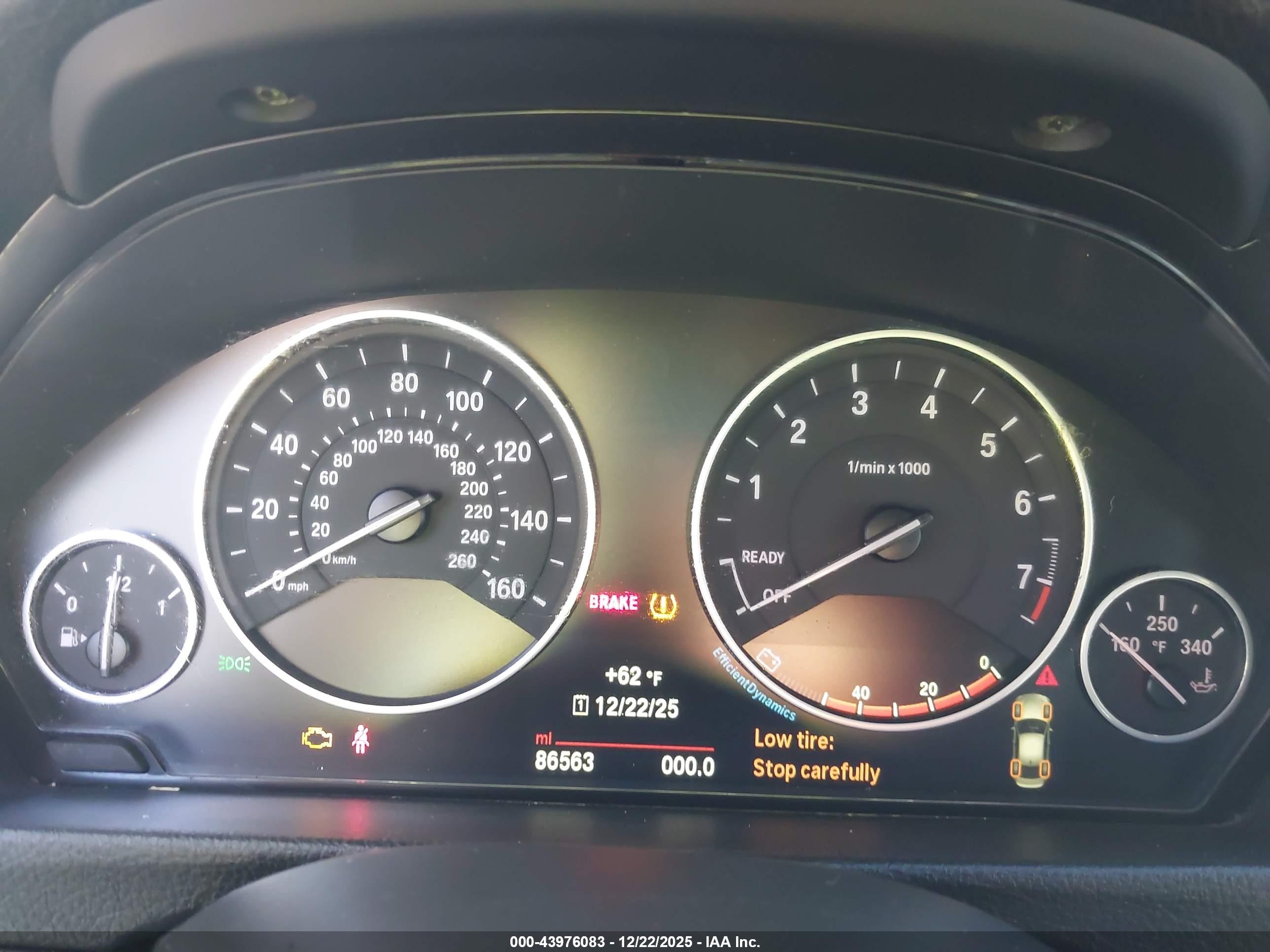 BMW 320I image 7
