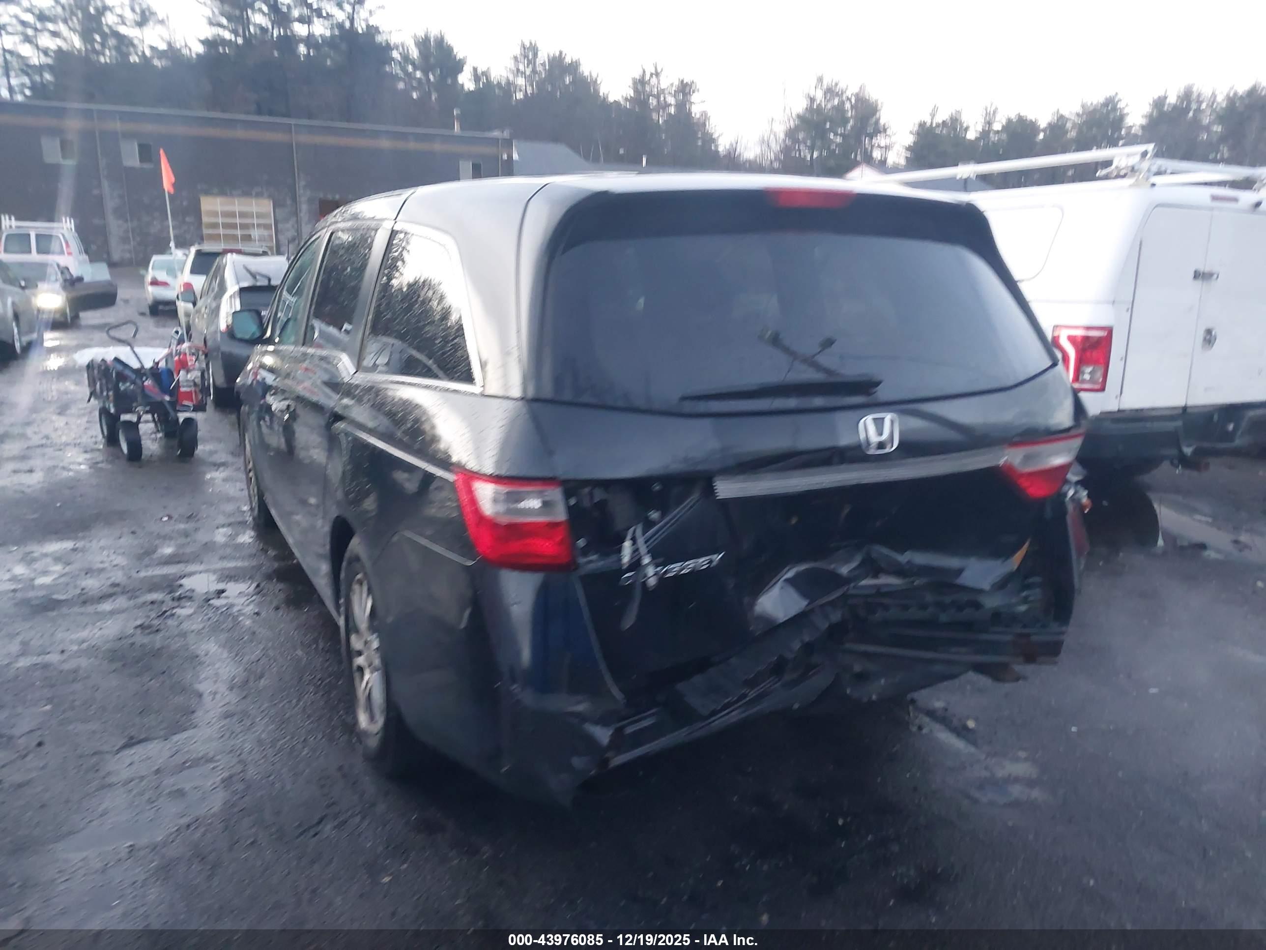 HONDA ODYSSEY image 3