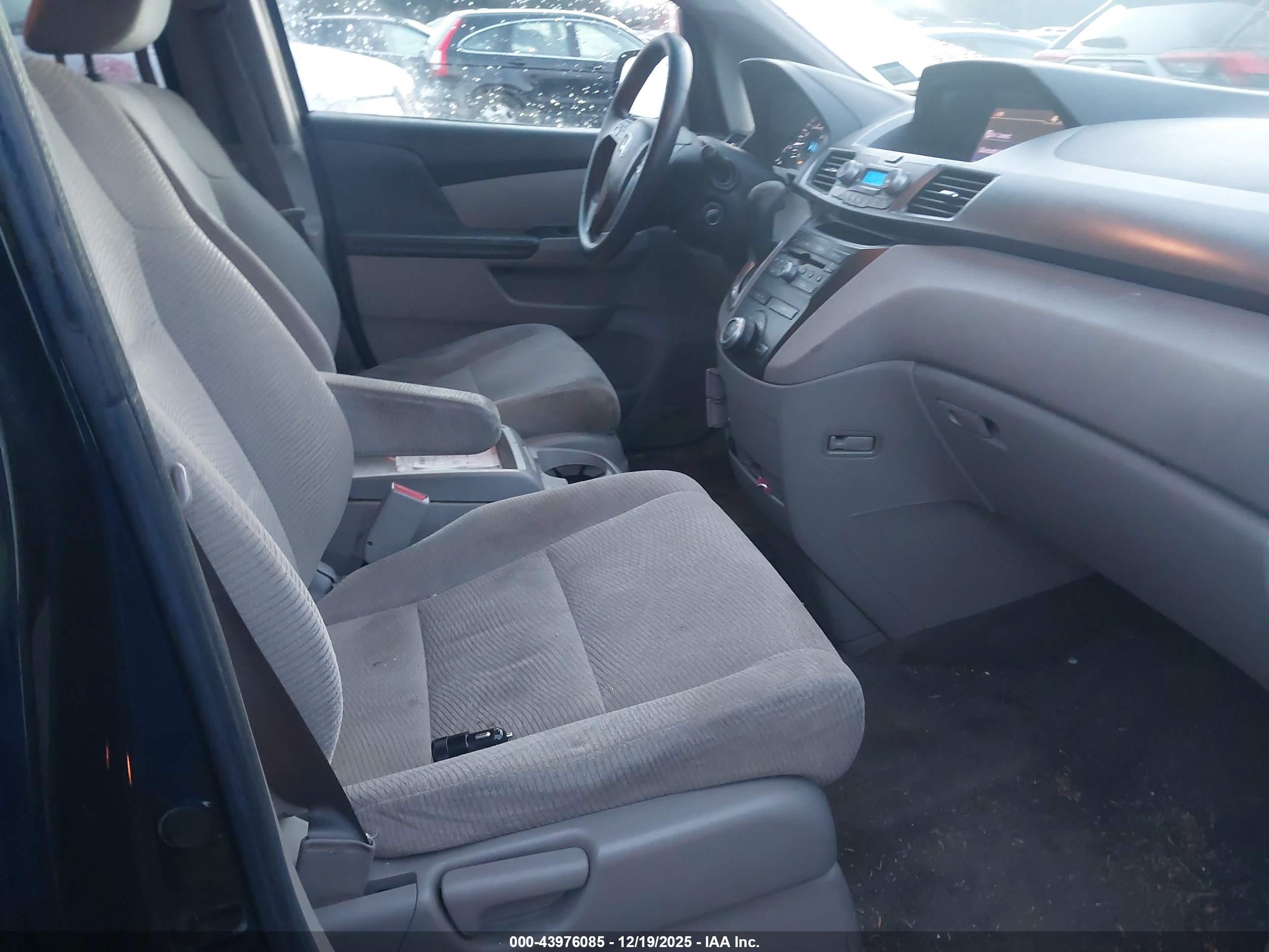 HONDA ODYSSEY image 5