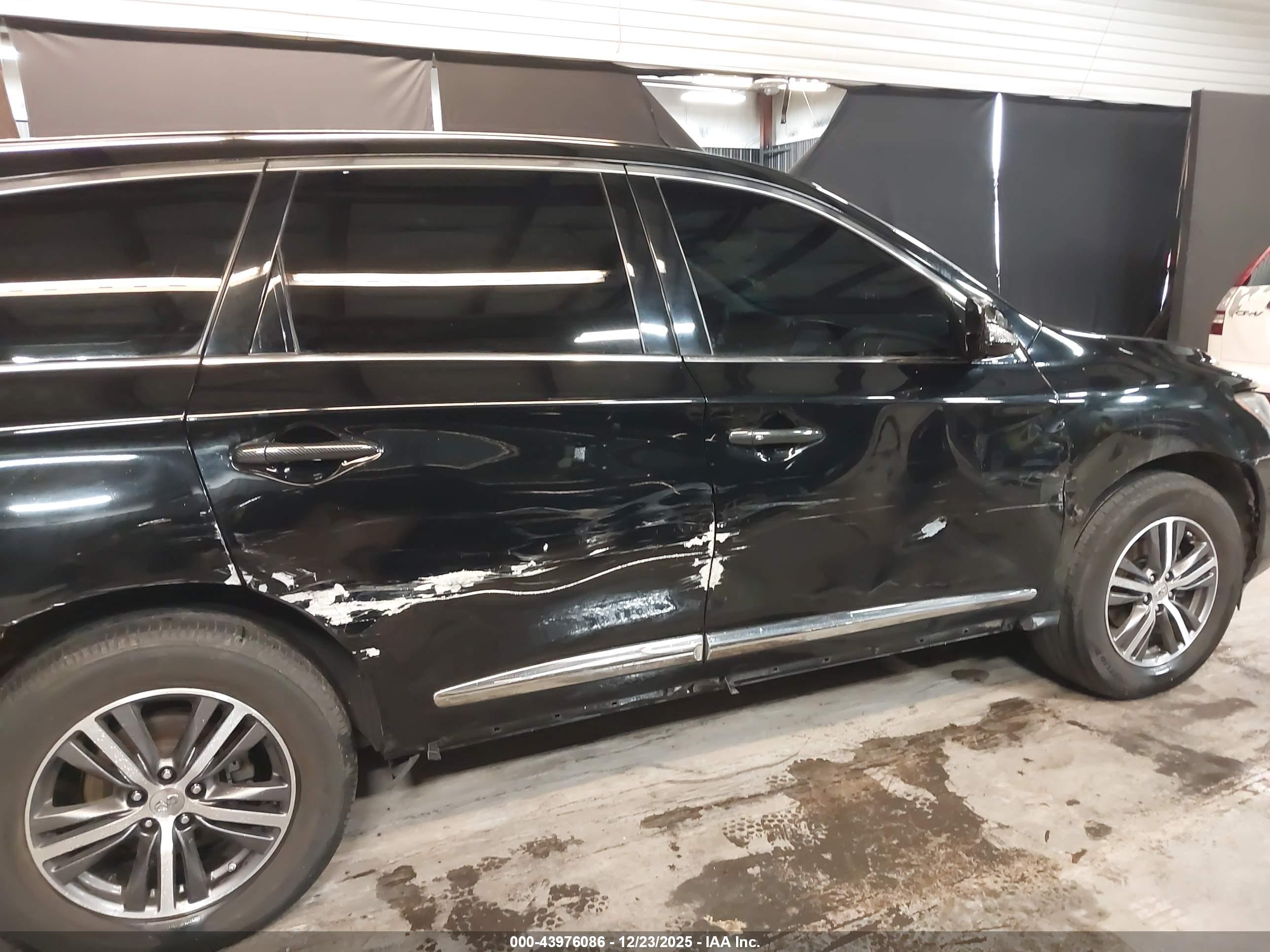 INFINITI QX60 image 6
