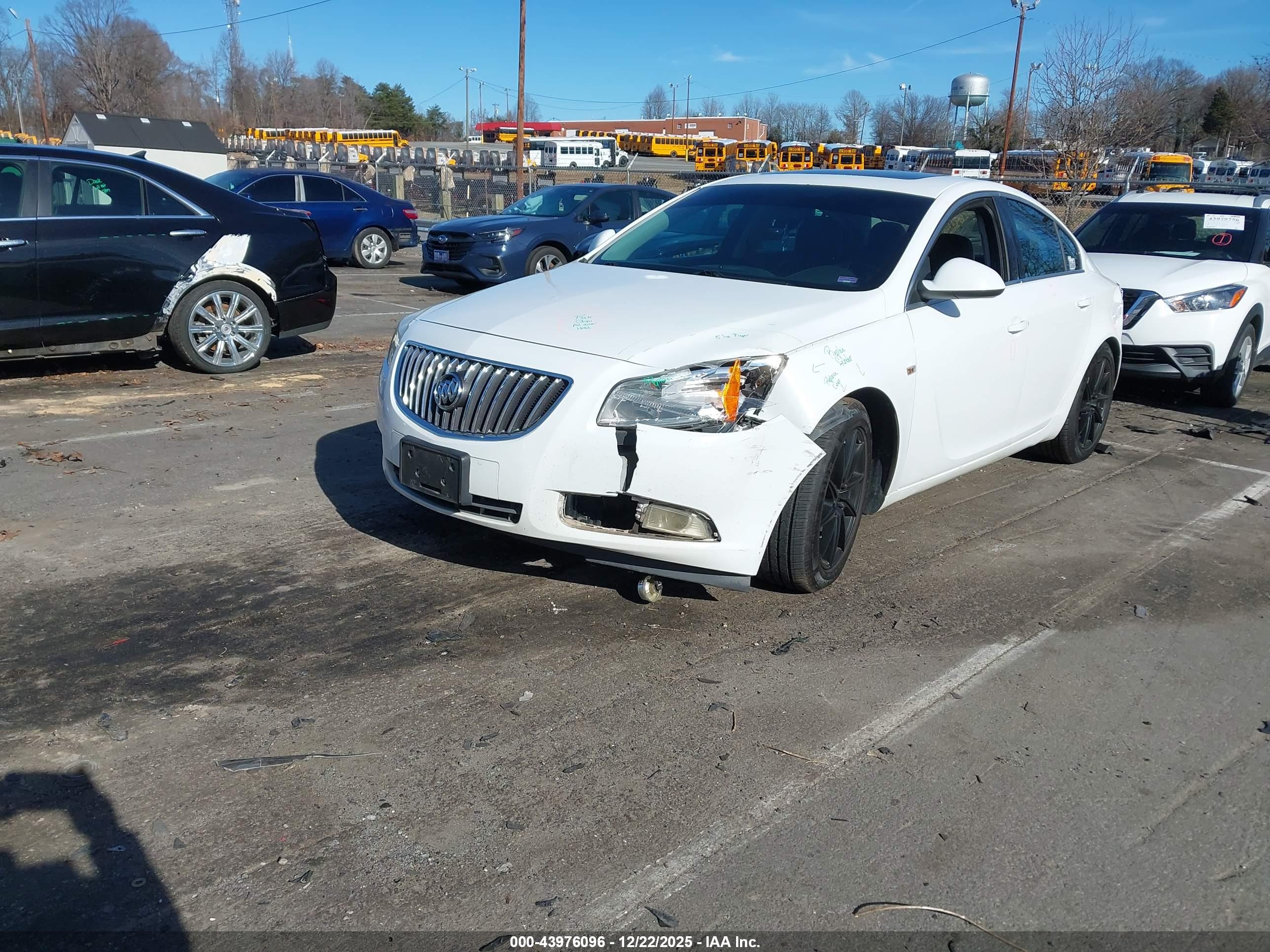 BUICK REGAL image 2