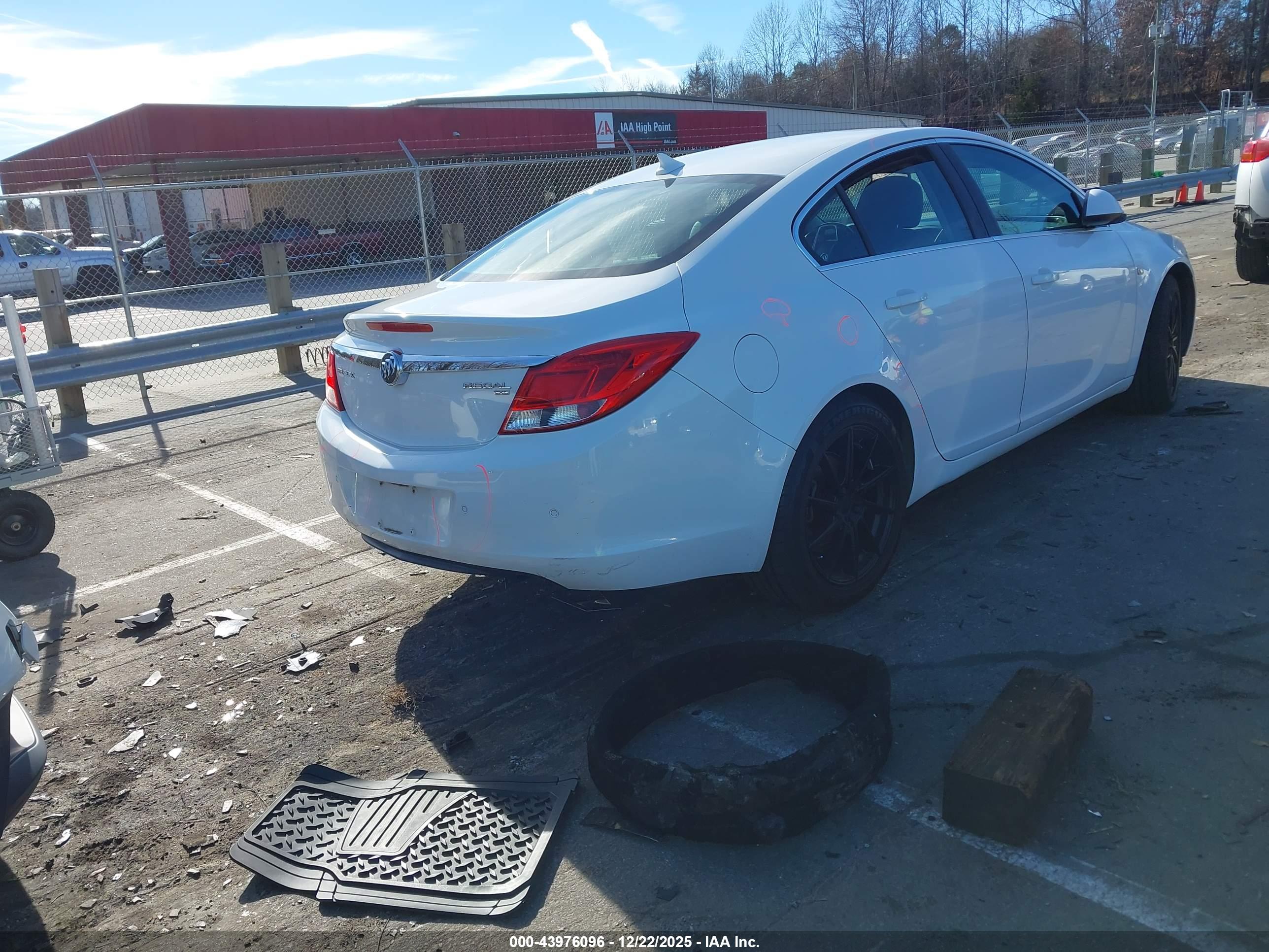 BUICK REGAL image 4