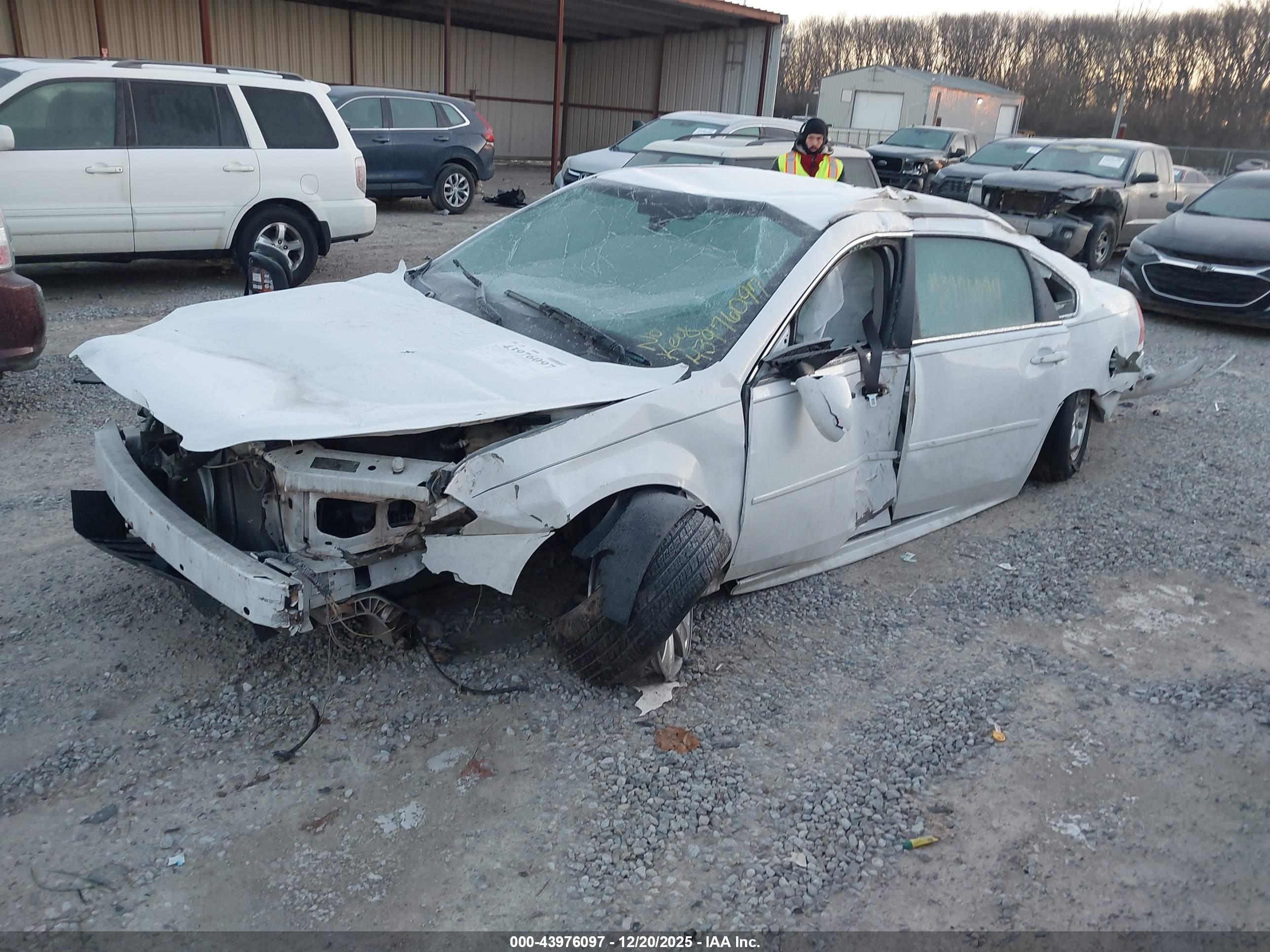 CHEVROLET IMPALA image 2