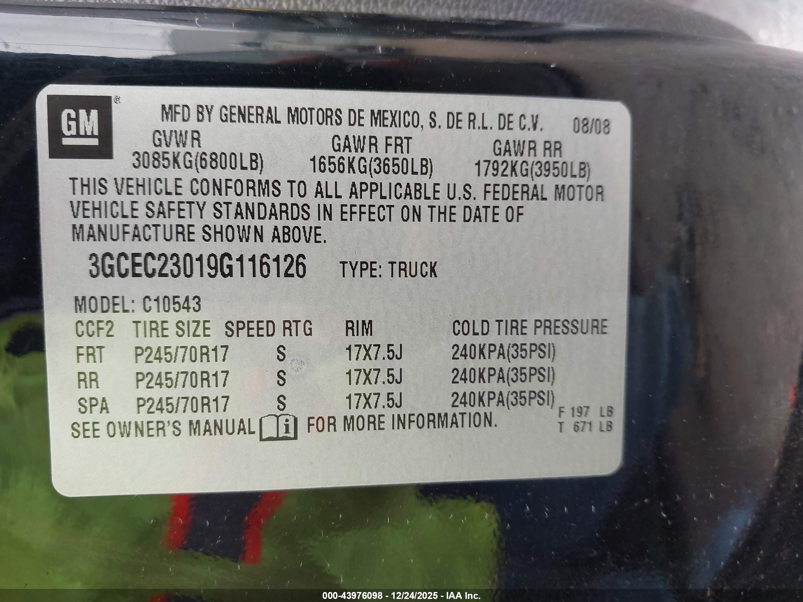 CHEVROLET SILVERADO image 9